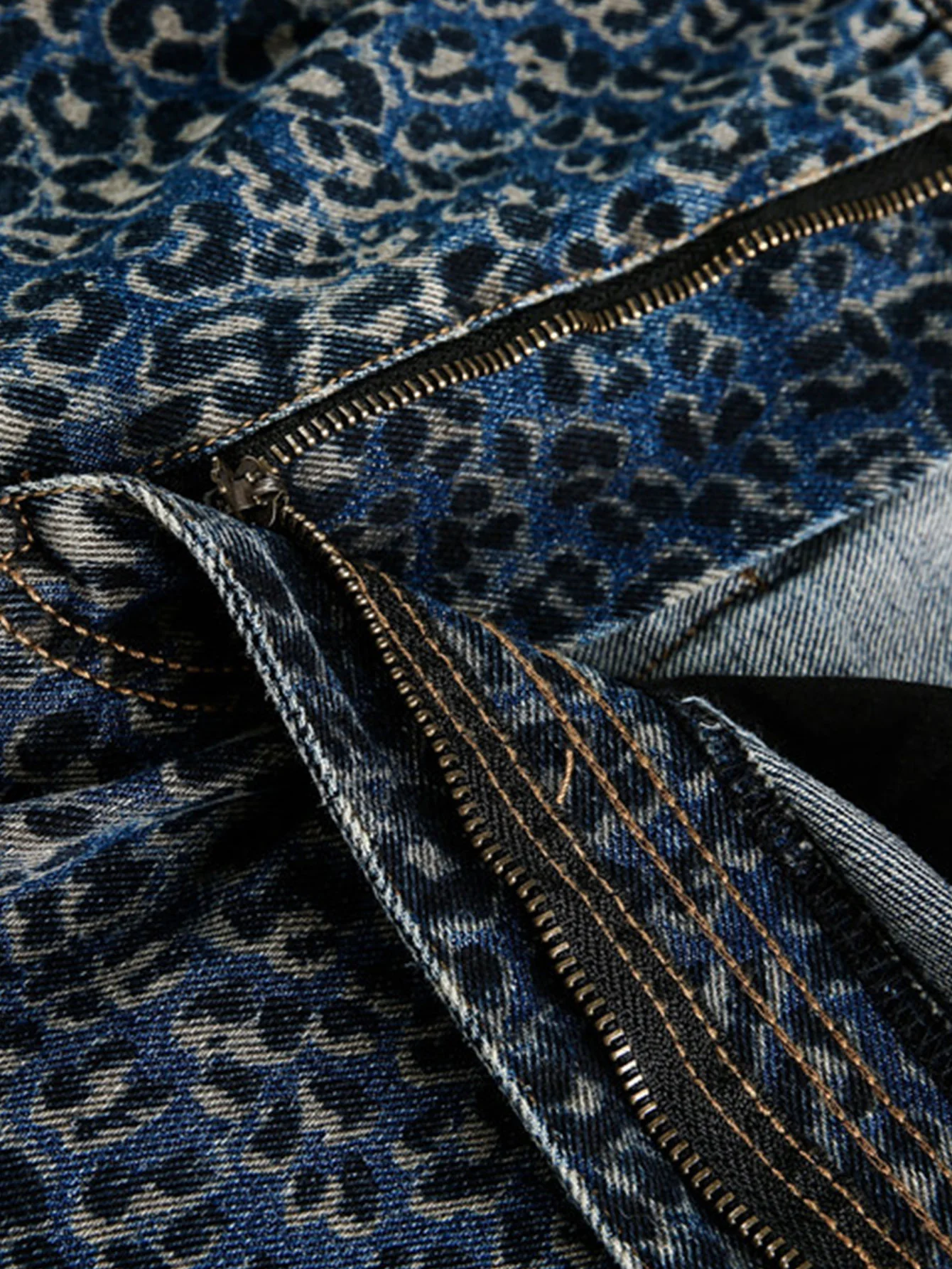 Leopardenmuster gewaschene distressed Denim Baggy-Hose - Image 5
