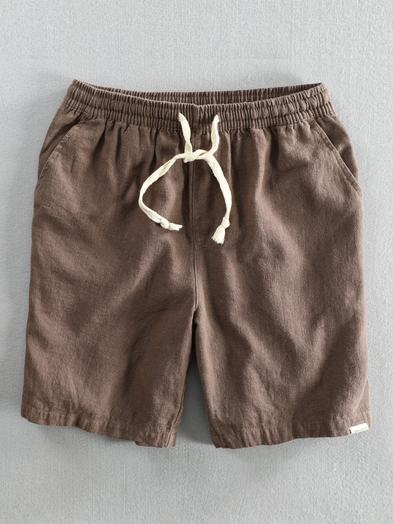 Leinen- und Viskose-Mischung Stehkragenhemd & Leinen-Baumwoll-Mischung mit Kordelzug-Shorts - Image 13