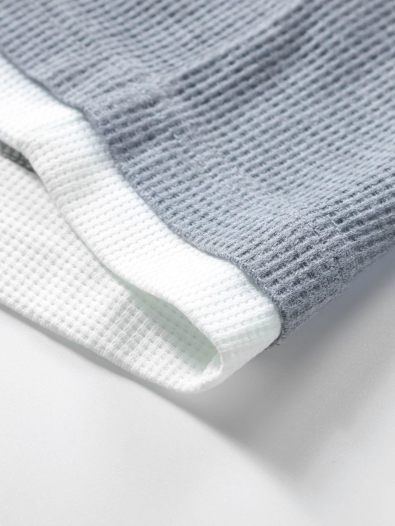 Langarm 2-in-1 Waffel T-Shirt - Image 6