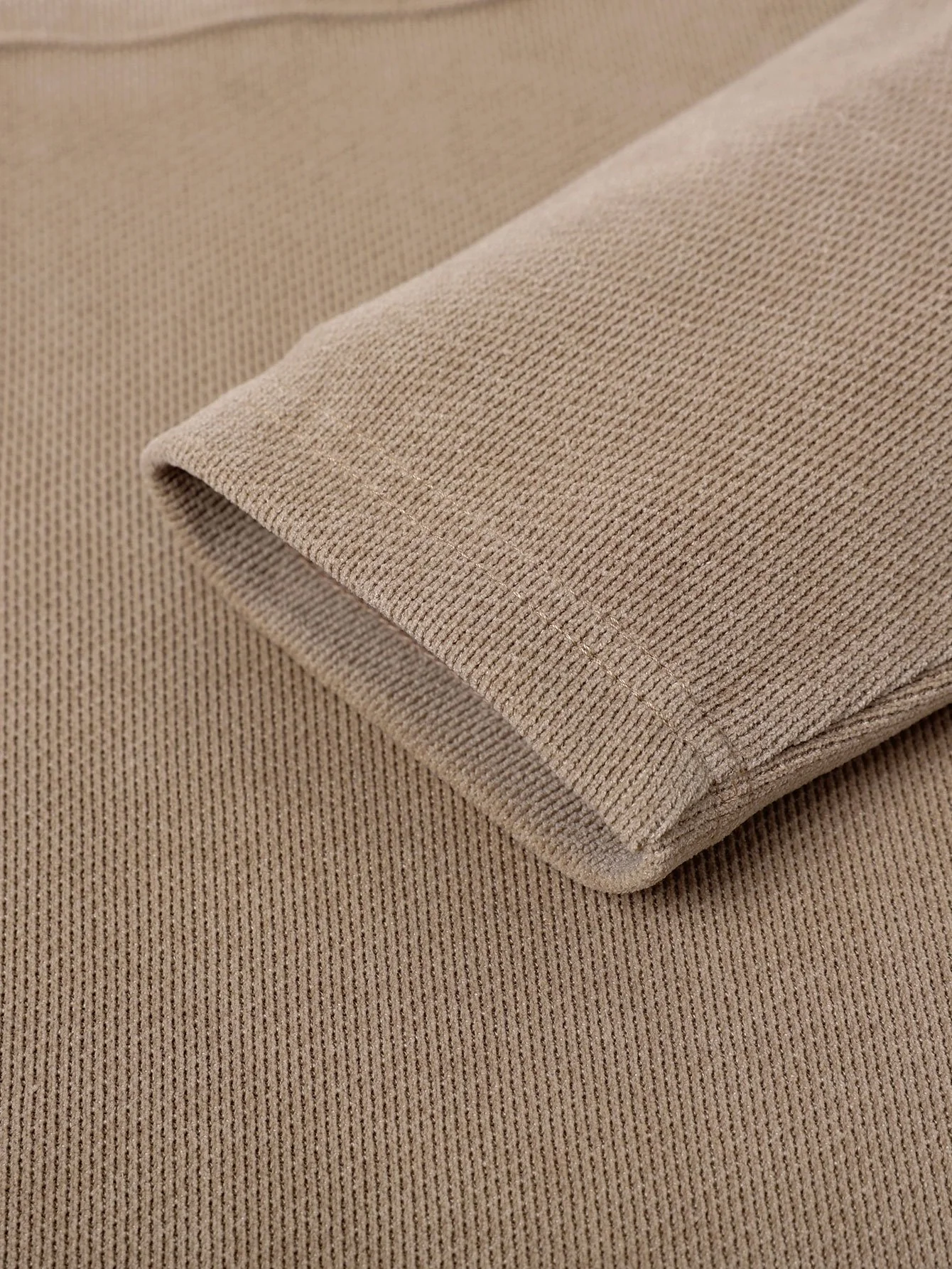 Langarm Relaxed Fit Corduroy T-Shirt - Image 4