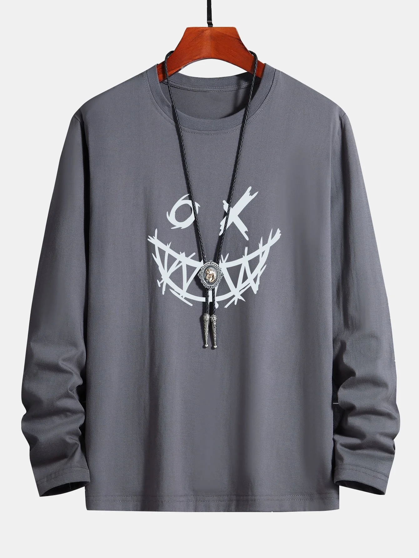Langarm T-Shirt mit gruseligem Gesichtsdruck aus Baumwolle - Image 5