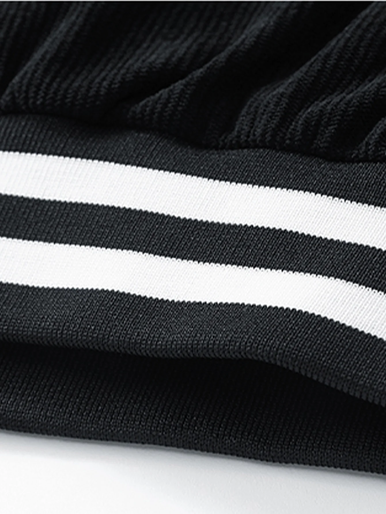 Berg Stickerei Corduroy Baseballjacke - Image 12