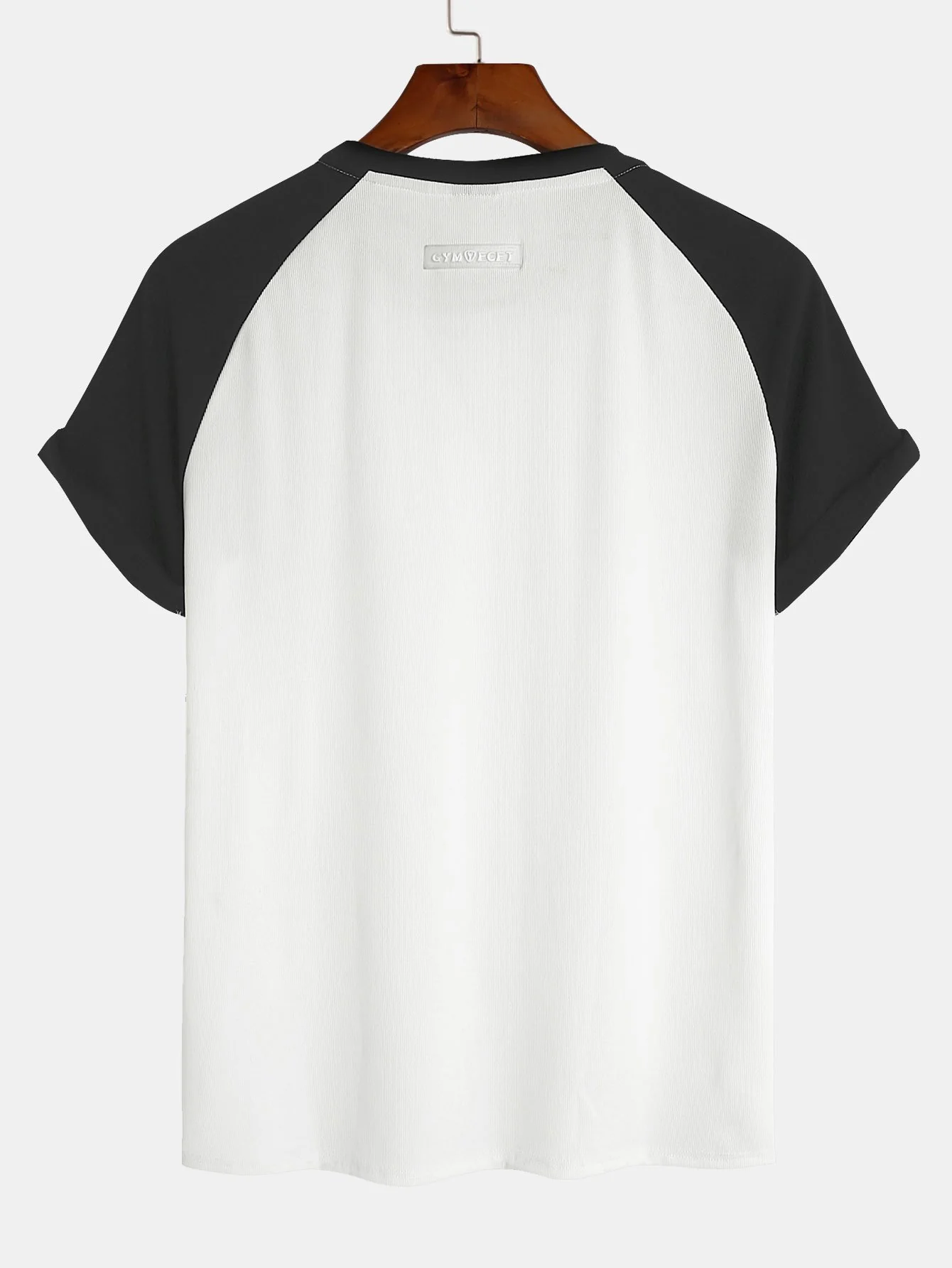 Muscle Fit Paneled Texturiertes T-Shirt - Image 2