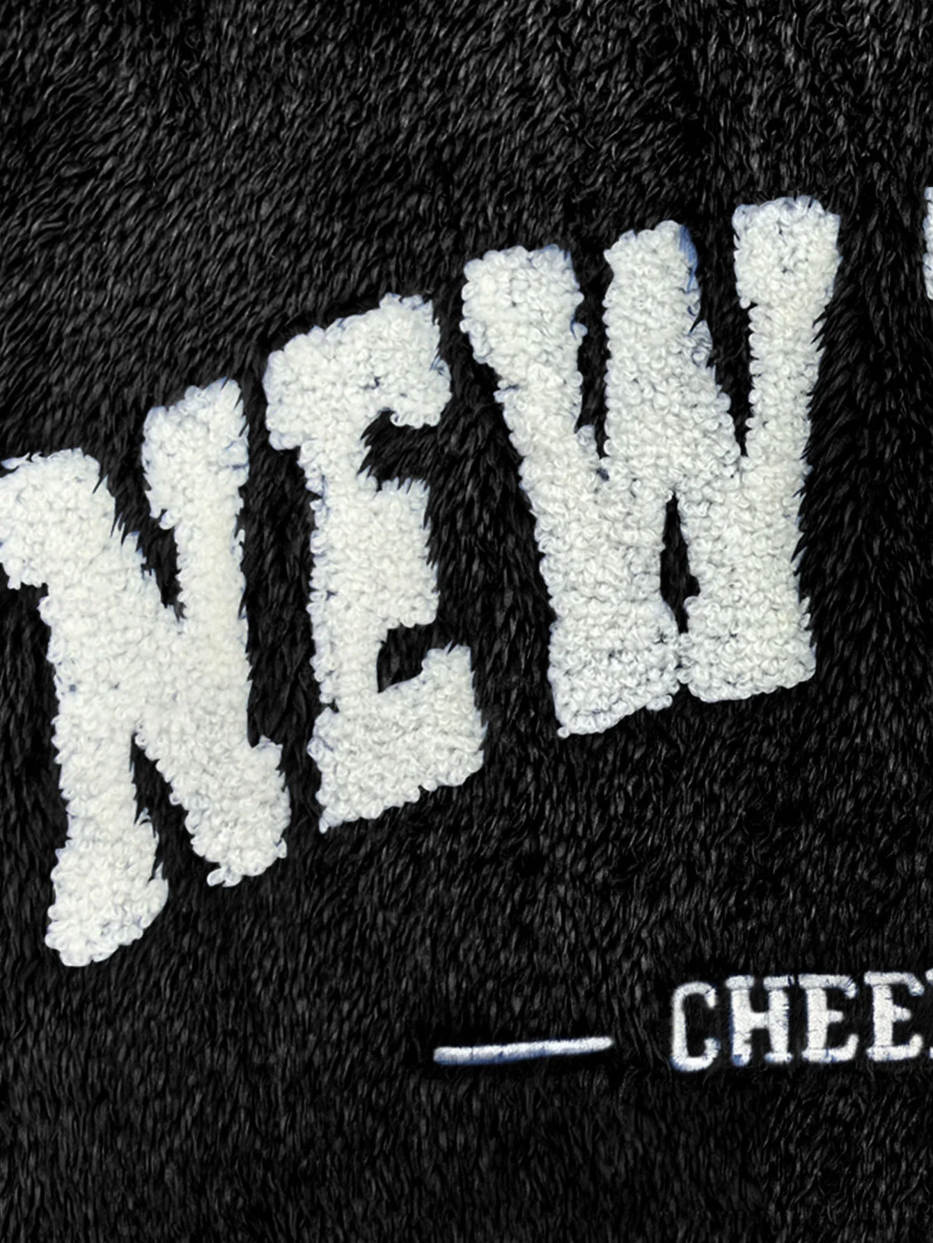 New York bestickter Teddy-Hoodie - Image 10