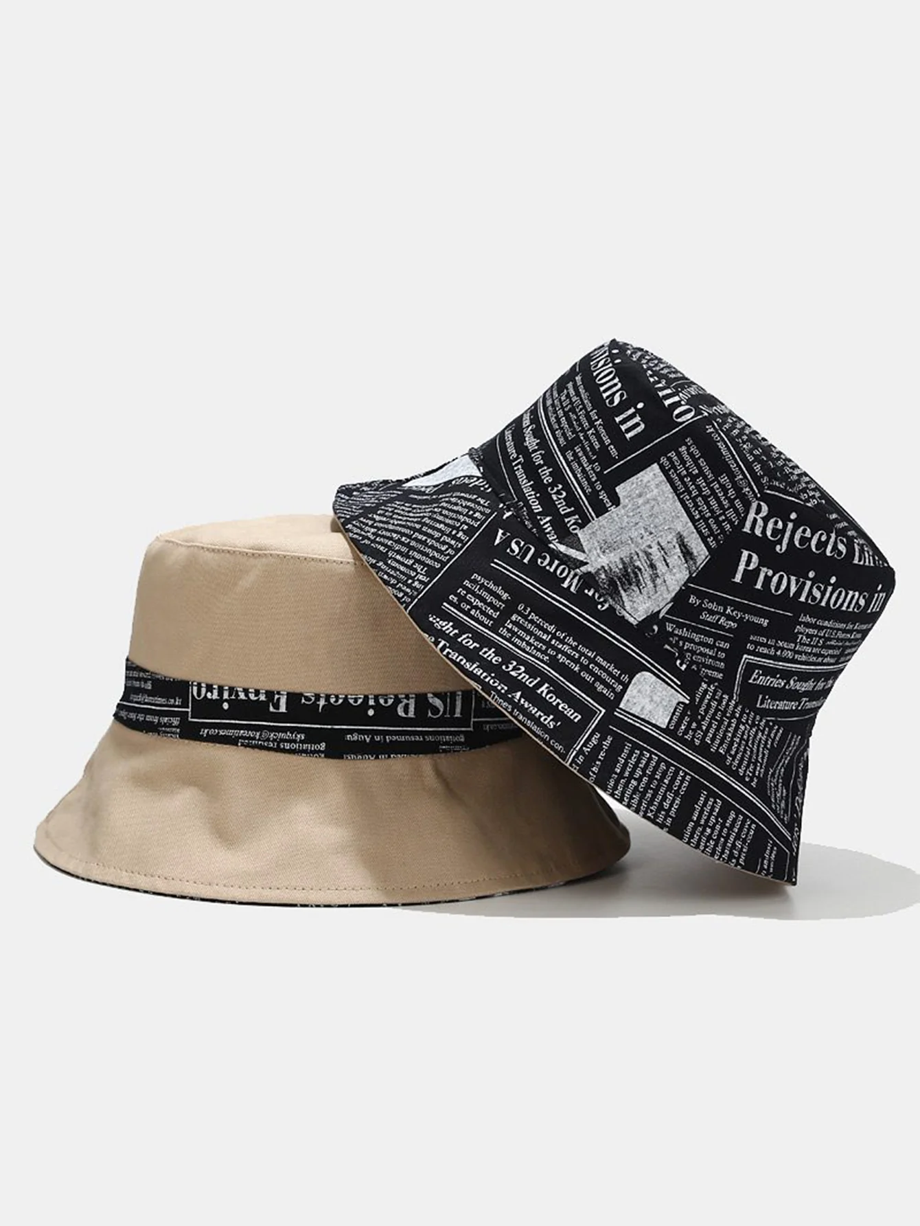 Zeitungsdruck doppelseitiger wendbarer Bucket Hat - Image 2