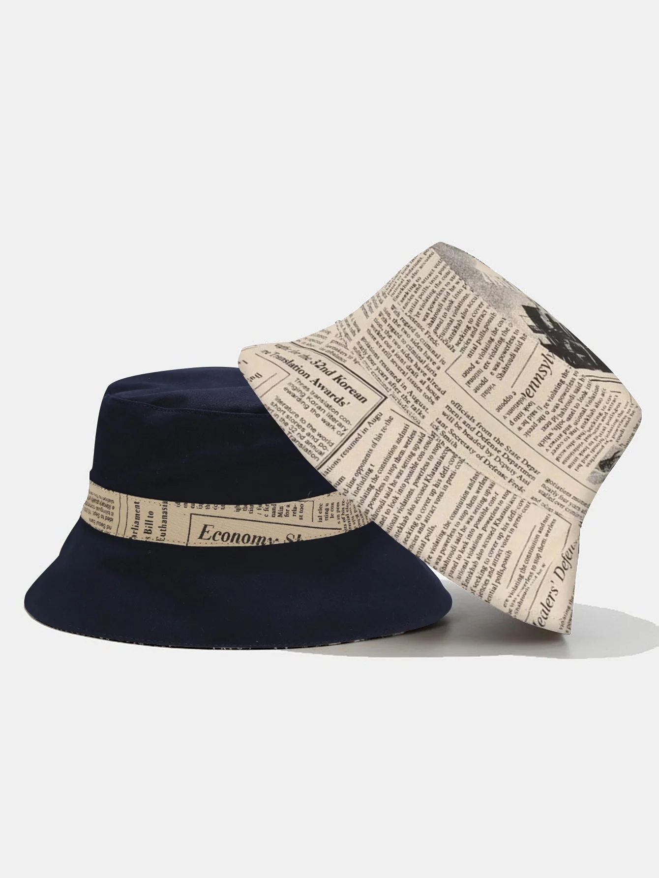 Zeitungsdruck doppelseitiger wendbarer Bucket Hat - Image 3
