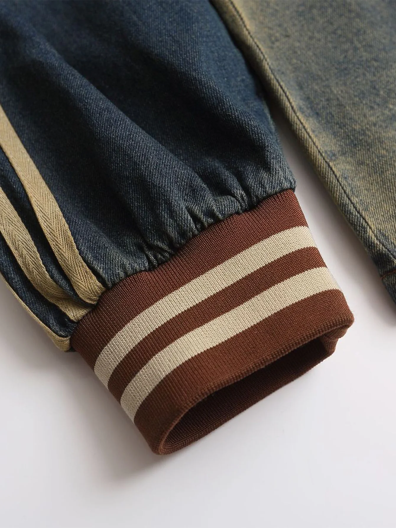 Oversize Brooklyn Stickerei Gewaschenes Abgenutztes Denim Sweatshirt - Image 4