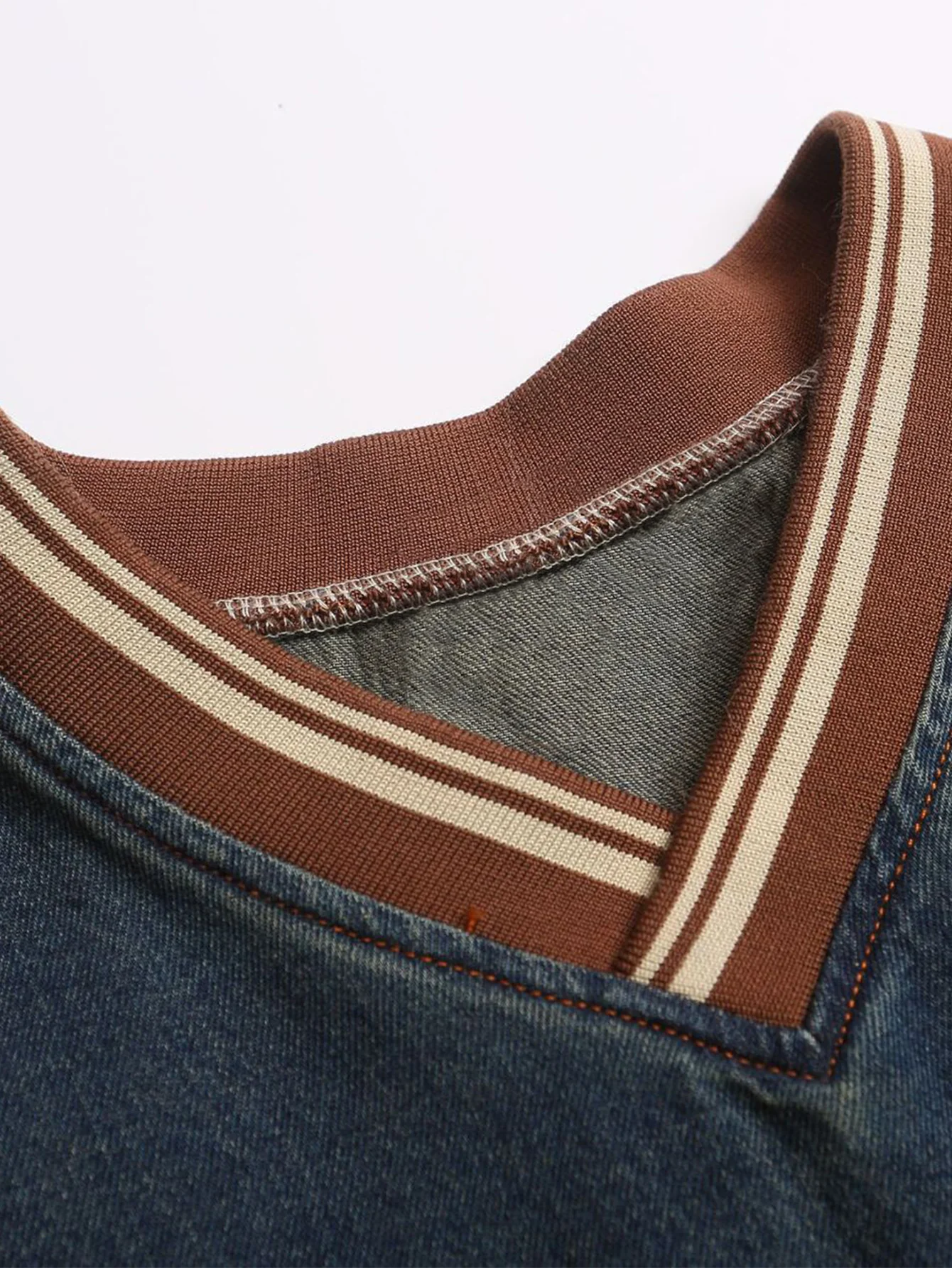 Oversize Brooklyn Stickerei Gewaschenes Abgenutztes Denim Sweatshirt - Image 6