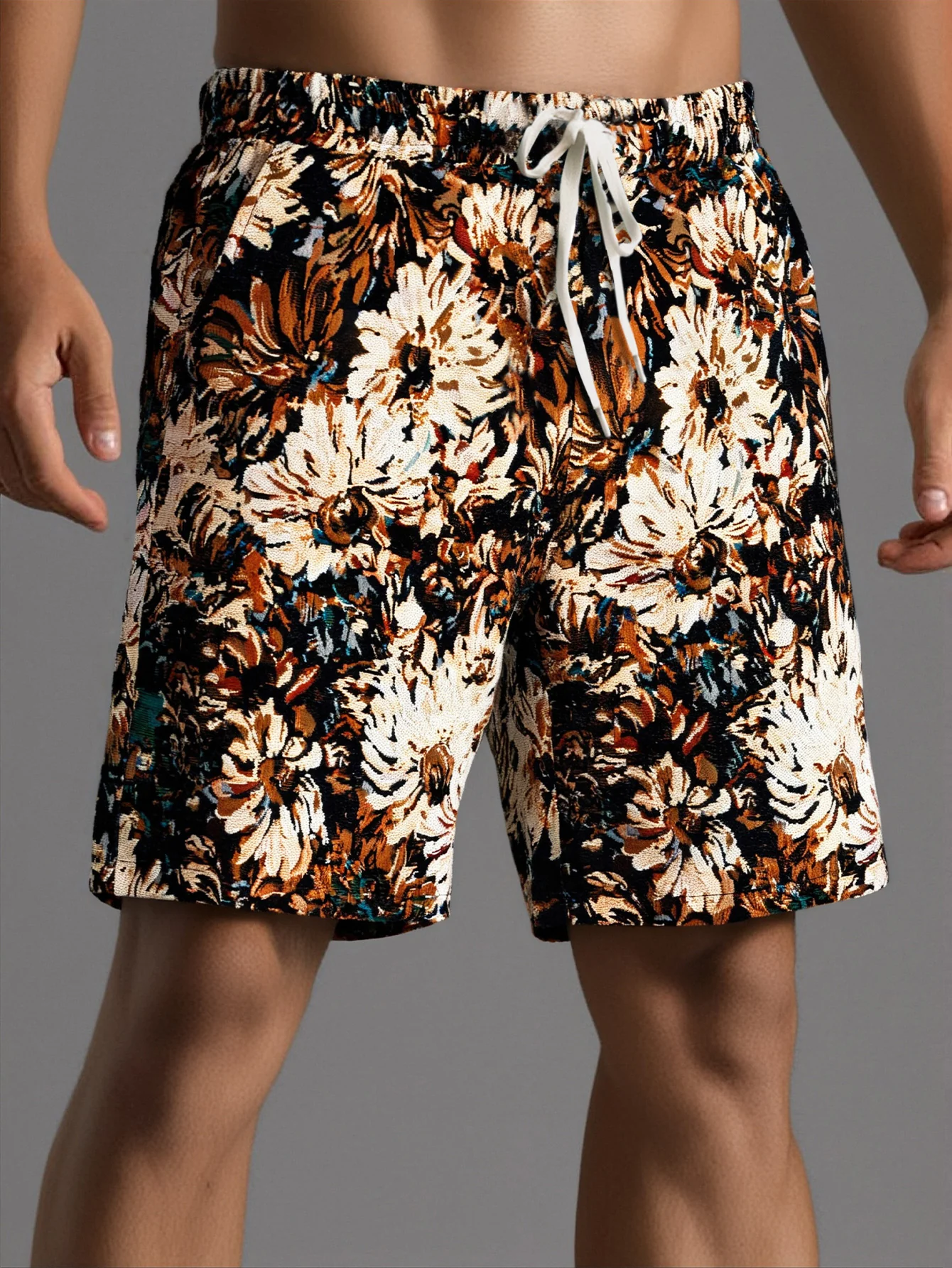 Gemusterte Blumen-Jacquard-Shorts