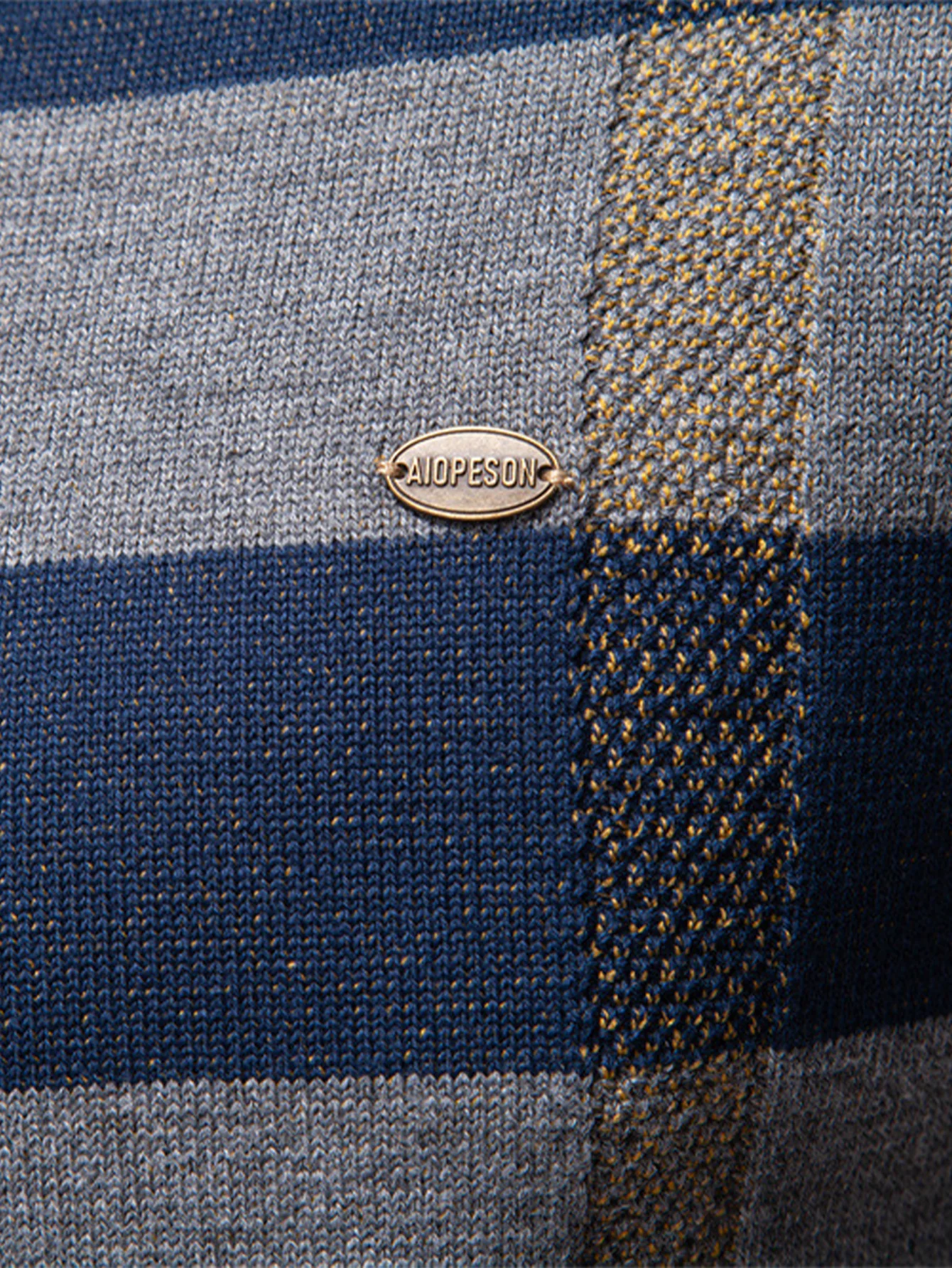 Kariertes Rundhals-Pullover - Image 5