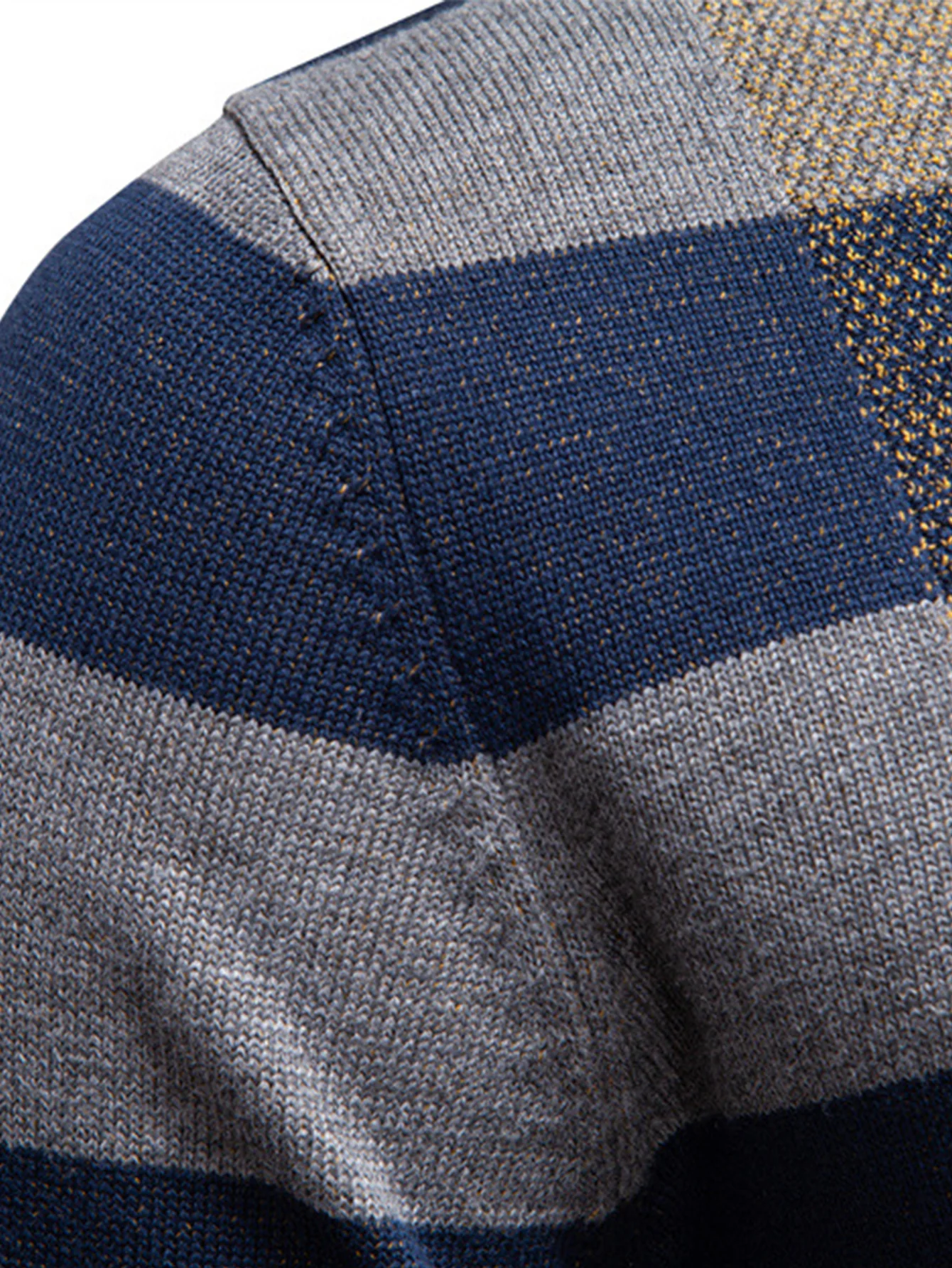 Kariertes Rundhals-Pullover - Image 6