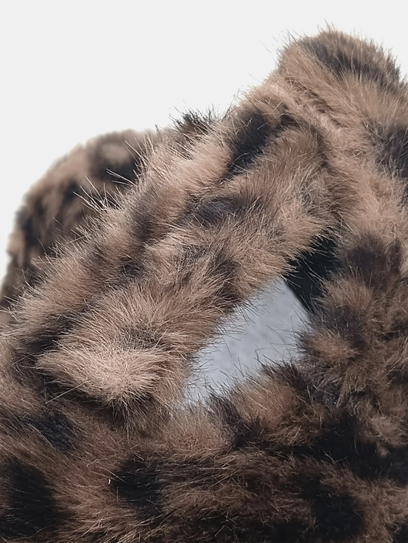 Plush Leopard Print Warm Baseball Cap - Image 7