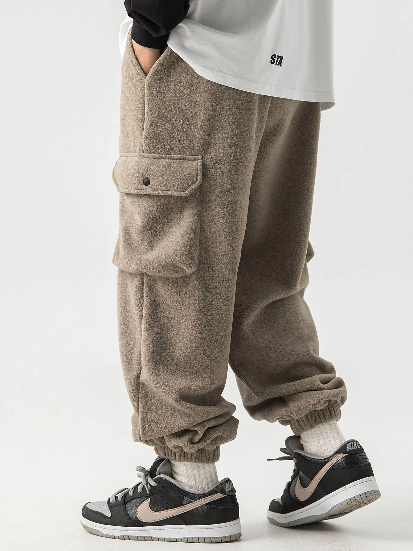 Polarfleece Cargo Jogginghose - Image 2