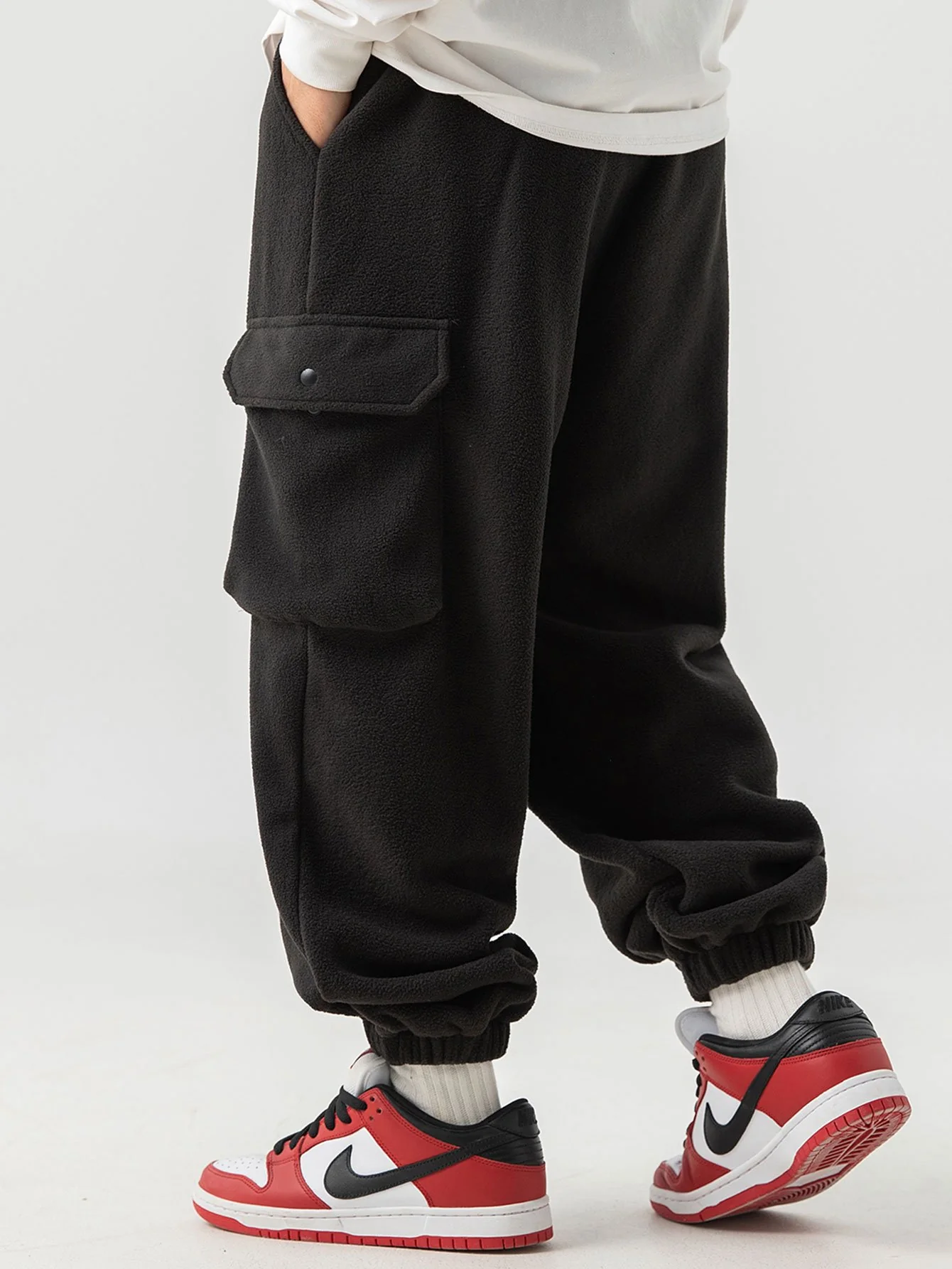 Polarfleece Cargo Jogginghose - Image 6