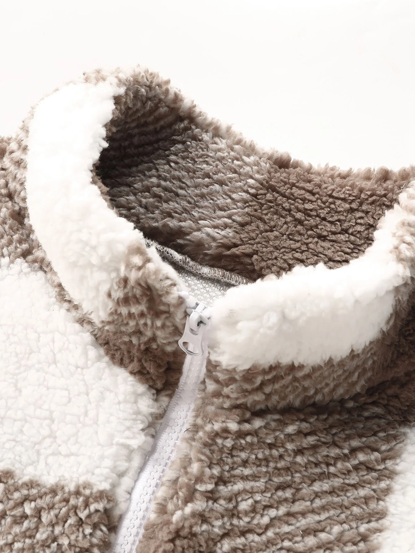 Viertelzipper Karo Teddy Sweatshirt - Image 5