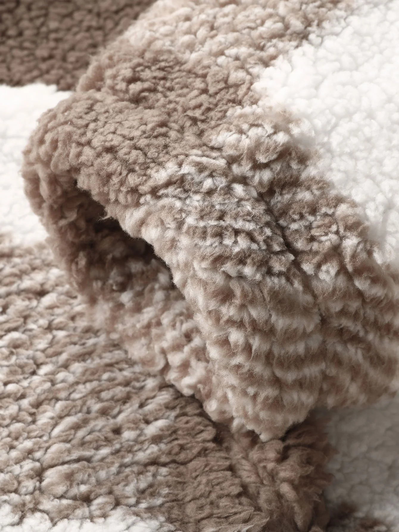 Viertelzipper Karo Teddy Sweatshirt - Image 6