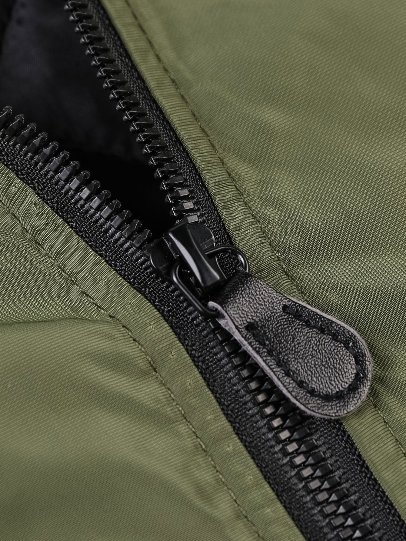 Gepolsterte gefütterte Funnel-Neck Bomberjacke - Image 8