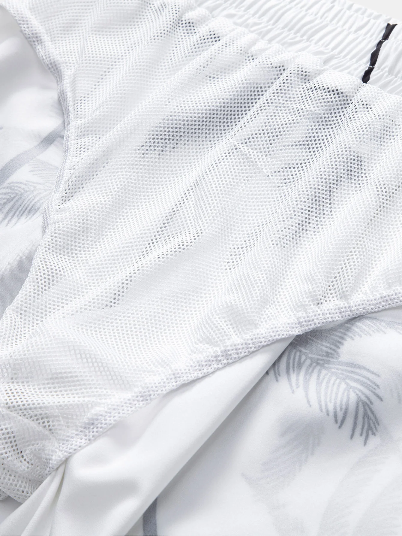 Regular Fit T-Shirt aus Baumwolle mit Palmenmuster & Badeshorts mit Palmenmuster Shorts - Image 10