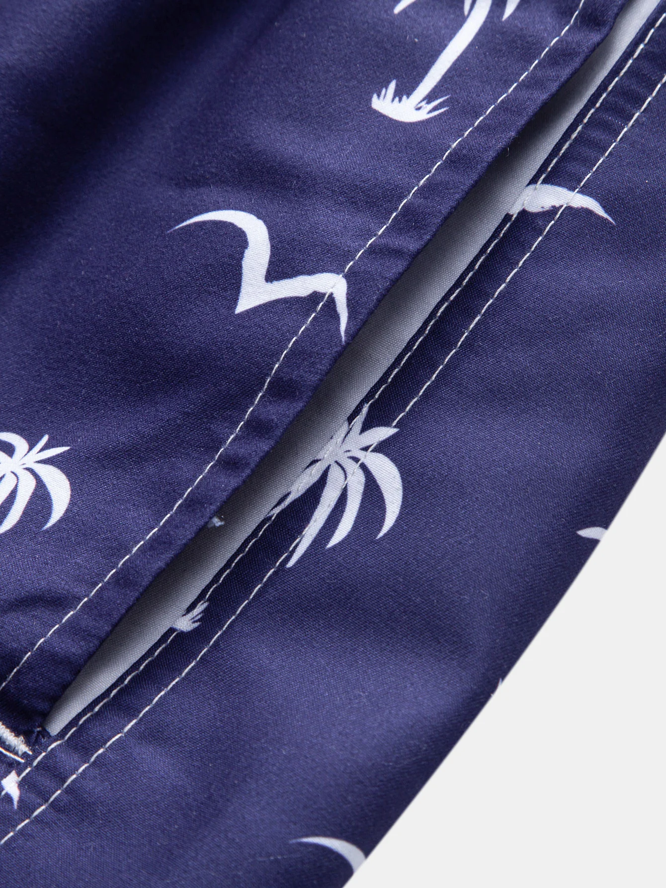 Palmbaumeltasche Schwimmshorts - Image 5