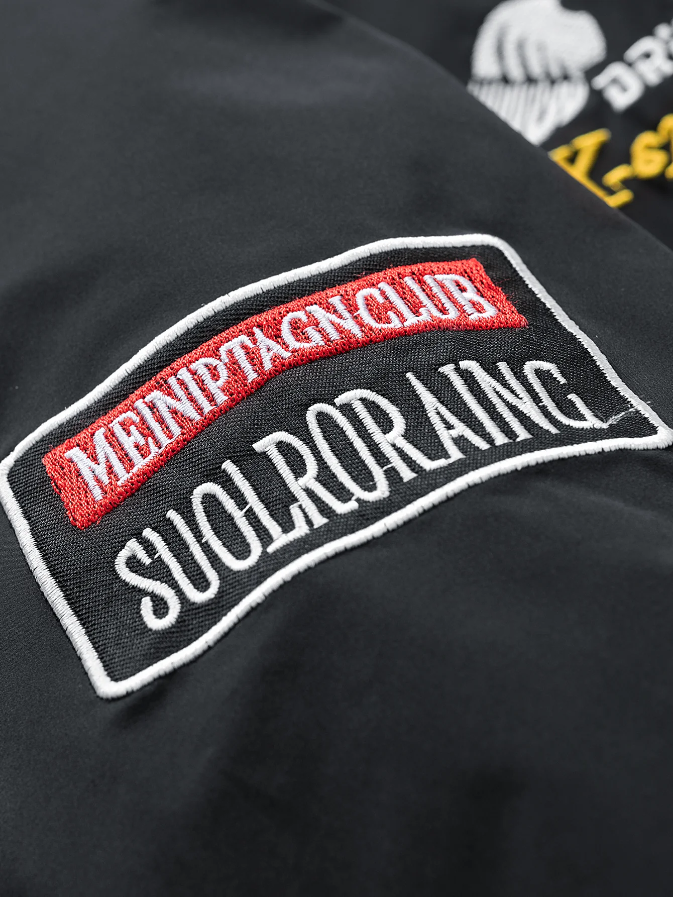 Locker sitzende bestickte Rennjacke - Image 10