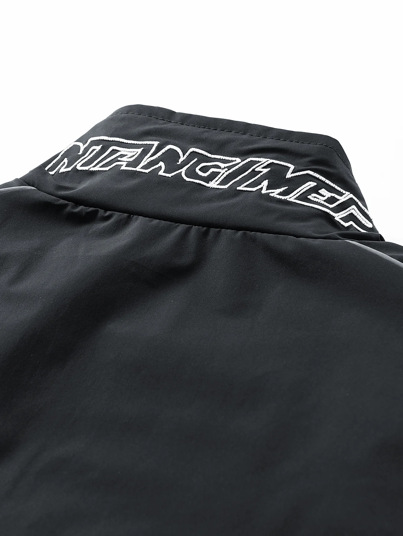 Locker sitzende bestickte Rennjacke - Image 7