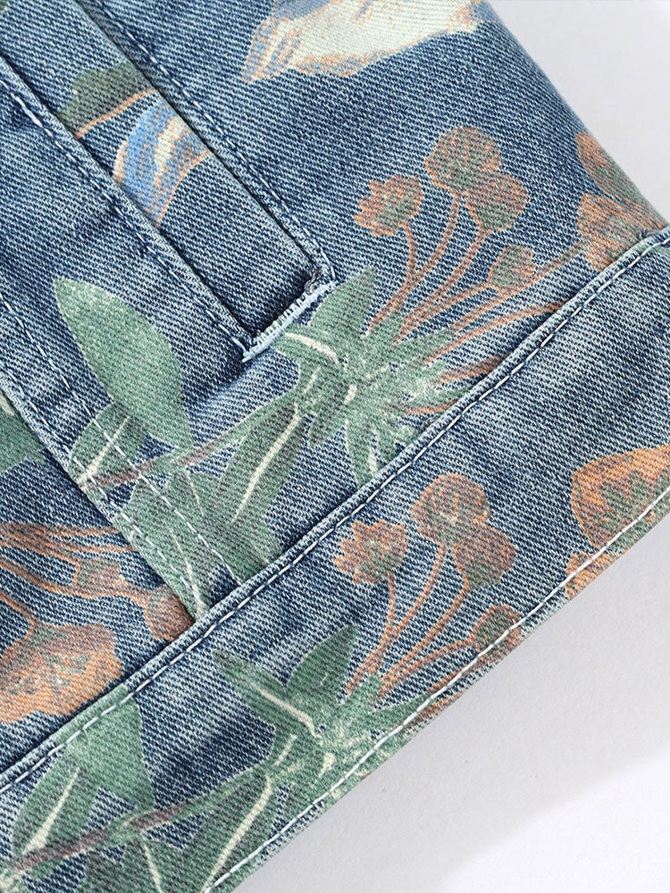 Locker sitzende Jeansjacke mit Blumenmuster und Used-Look - Image 3