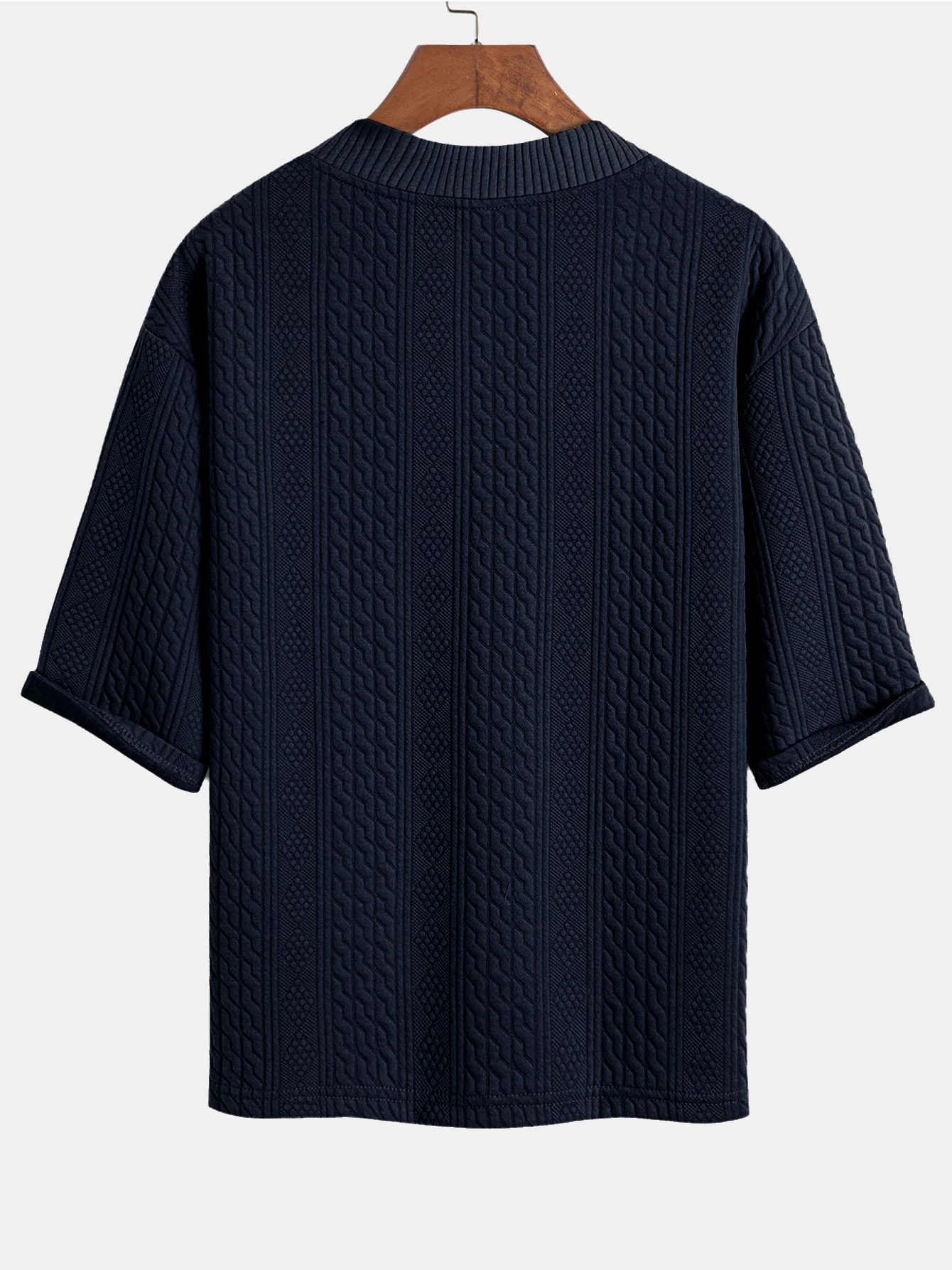 Relaxed Fit geometrisches Jacquard T-Shirt mit V-Ausschnitt und Dreiviertelärmeln & Shorts - Image 16