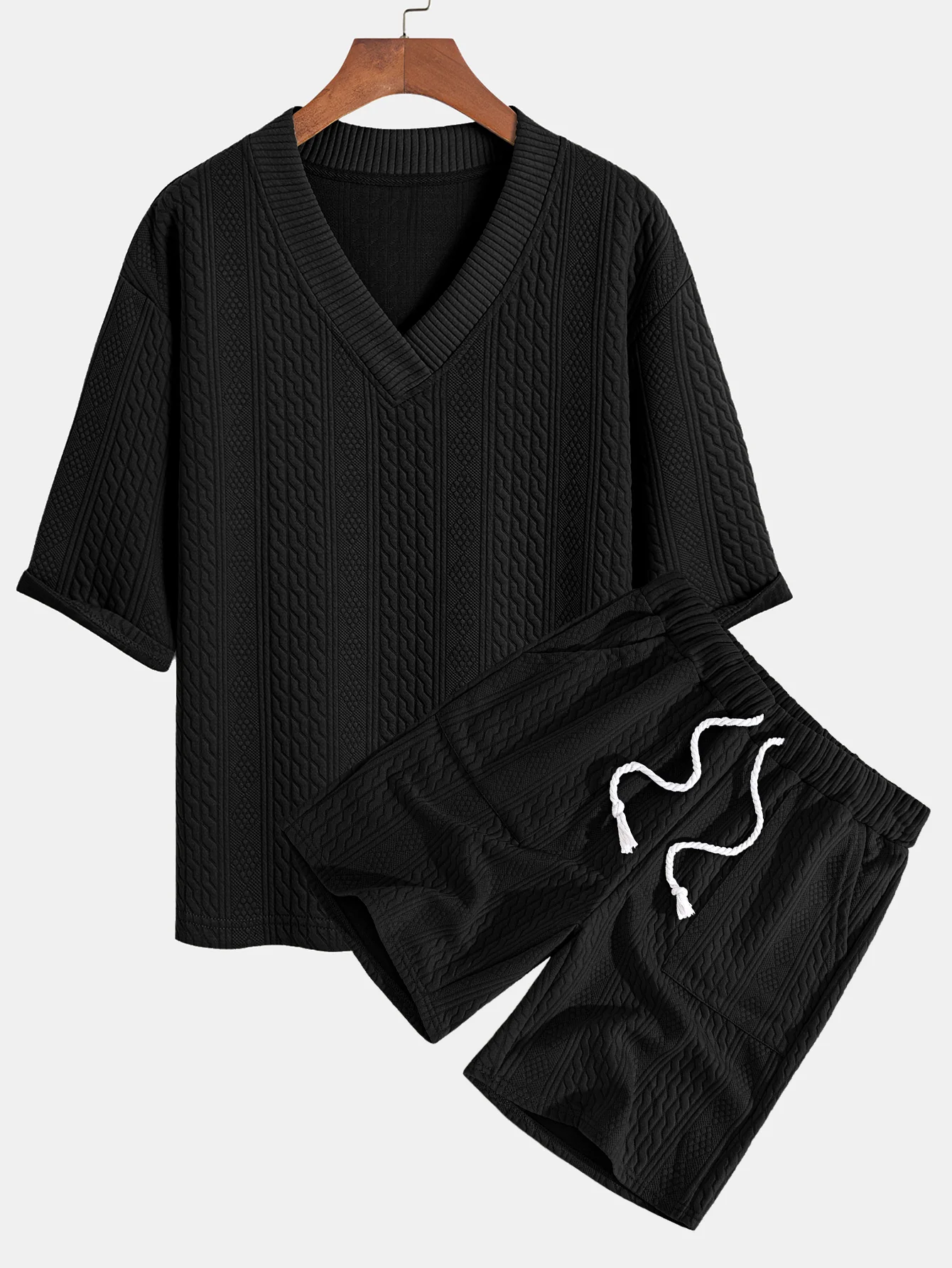 Relaxed Fit geometrisches Jacquard T-Shirt mit V-Ausschnitt und Dreiviertelärmeln & Shorts - Image 2