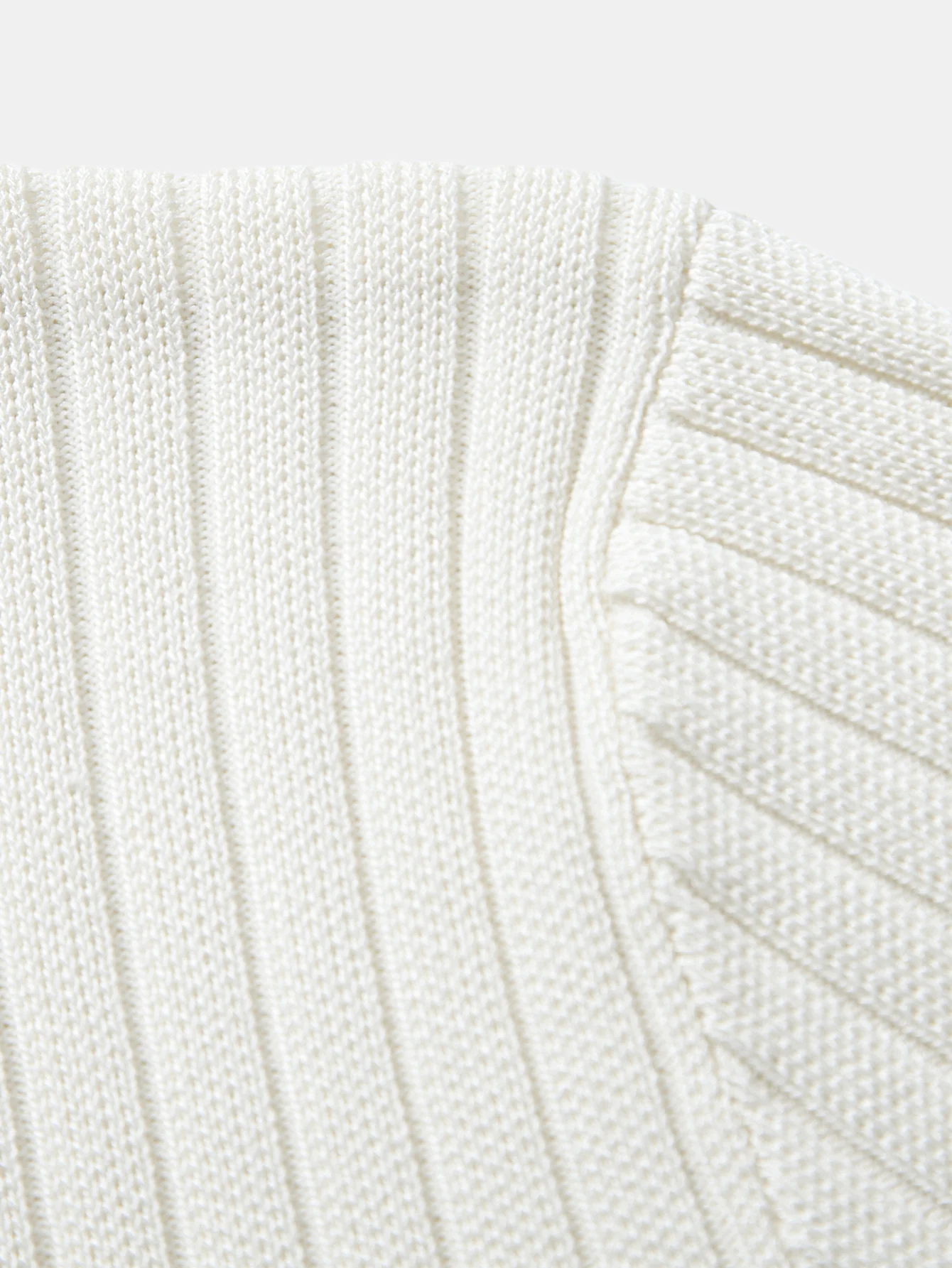 Ribbed Crew Neck Knit T-Shirt - Image 18