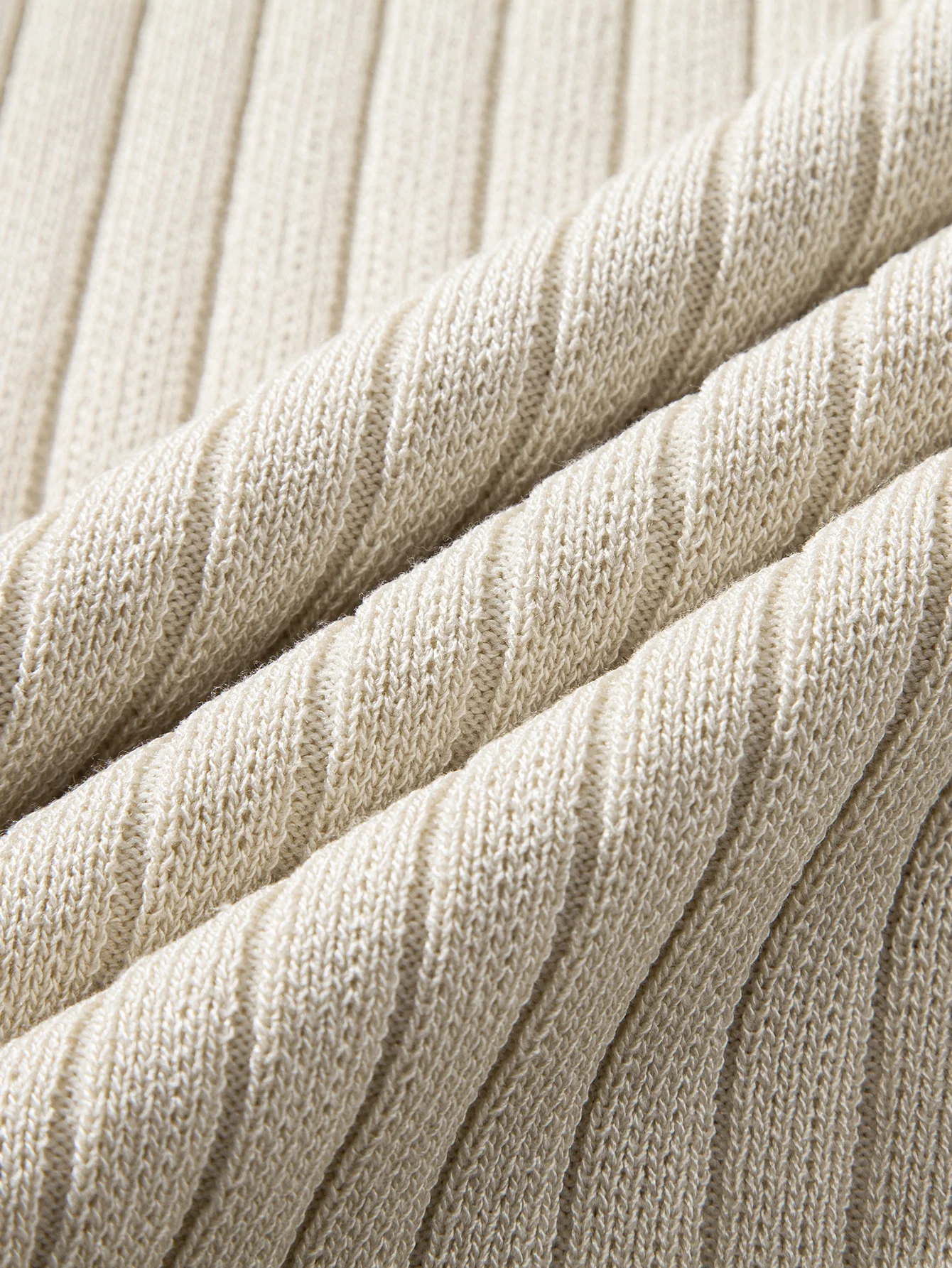 Ribbed Quarter Zip Knit Polo - Image 16