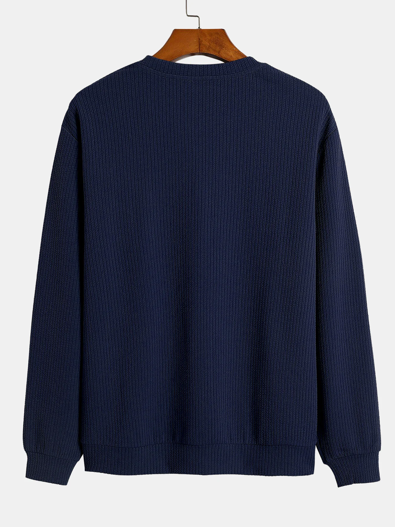 Geripptes strukturiertes Sweatshirt mit Rundhalsausschnitt - Image 4