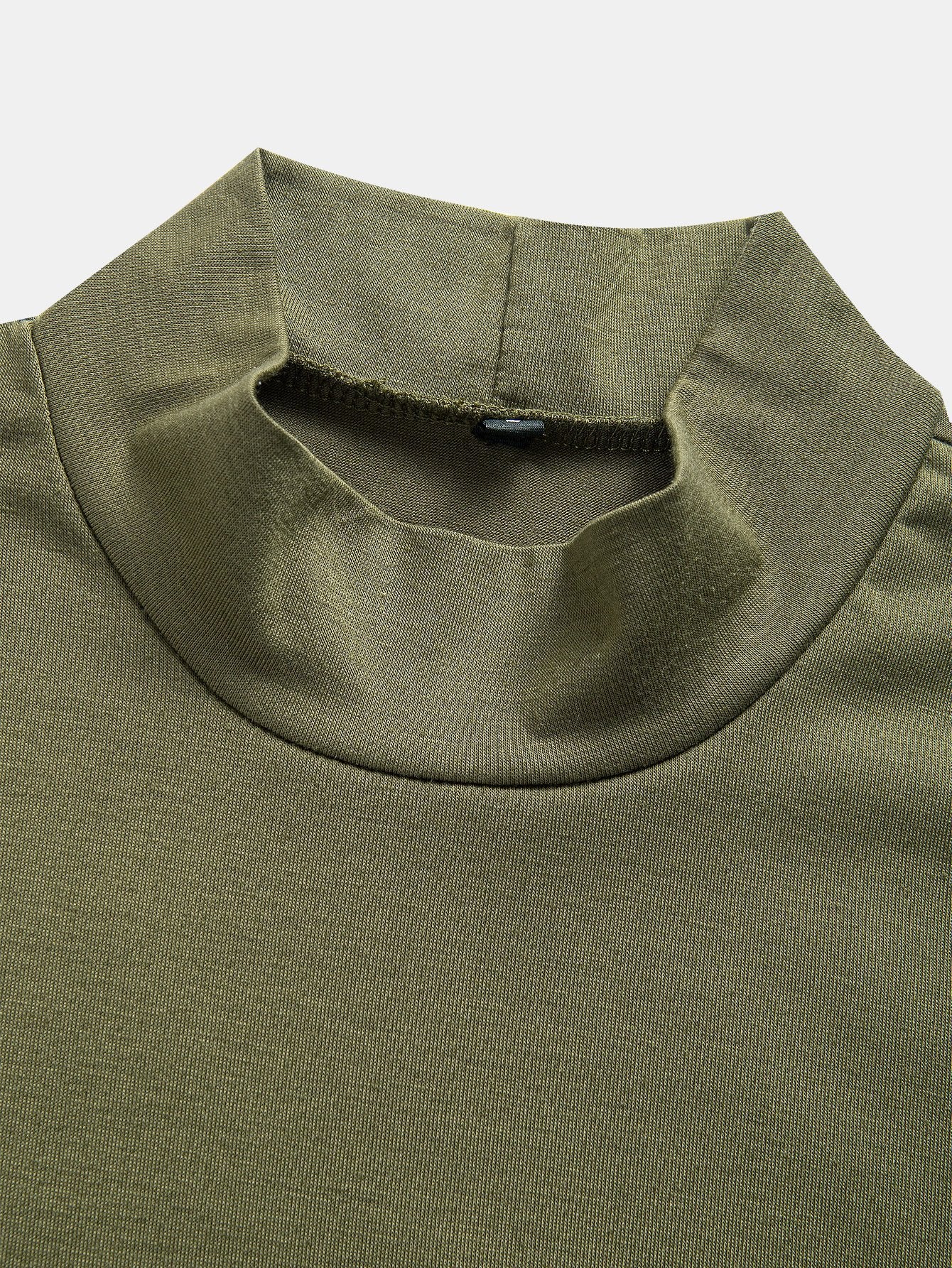 Kurzarm-Mockneck-T-Shirt - Image 10