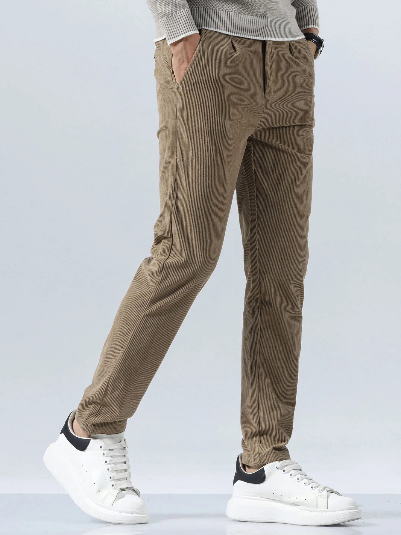 Schlanke Cordhosen - Image 3