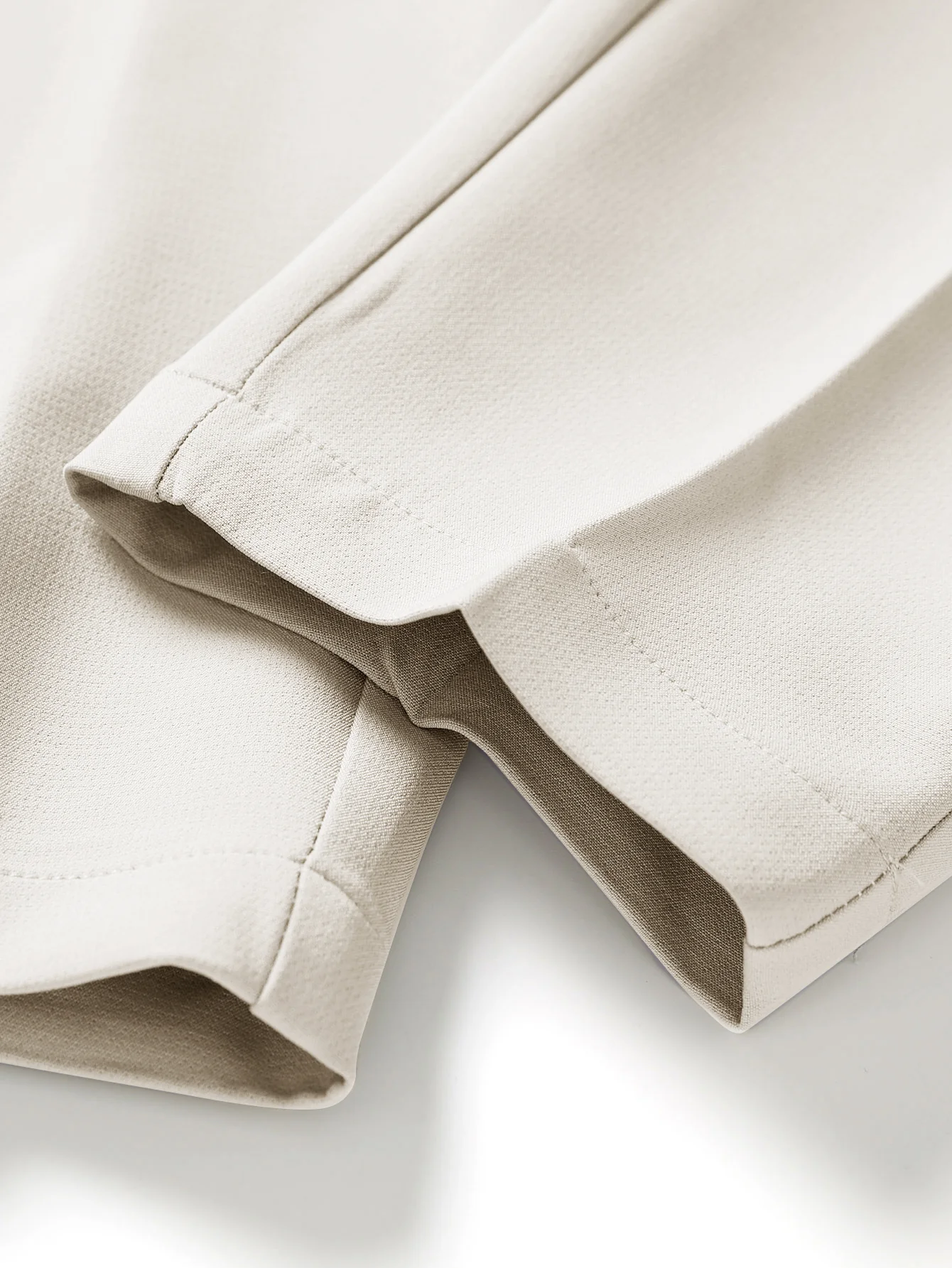 Schlanke, verjüngte, gekürzte Hose - Image 17