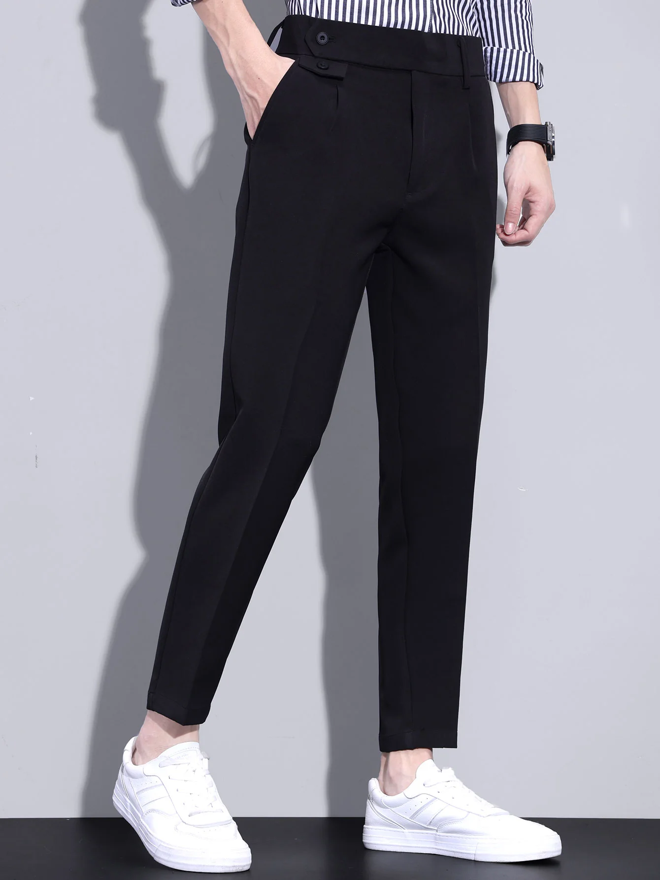 Schlanke, verjüngte, gekürzte Hose - Image 8
