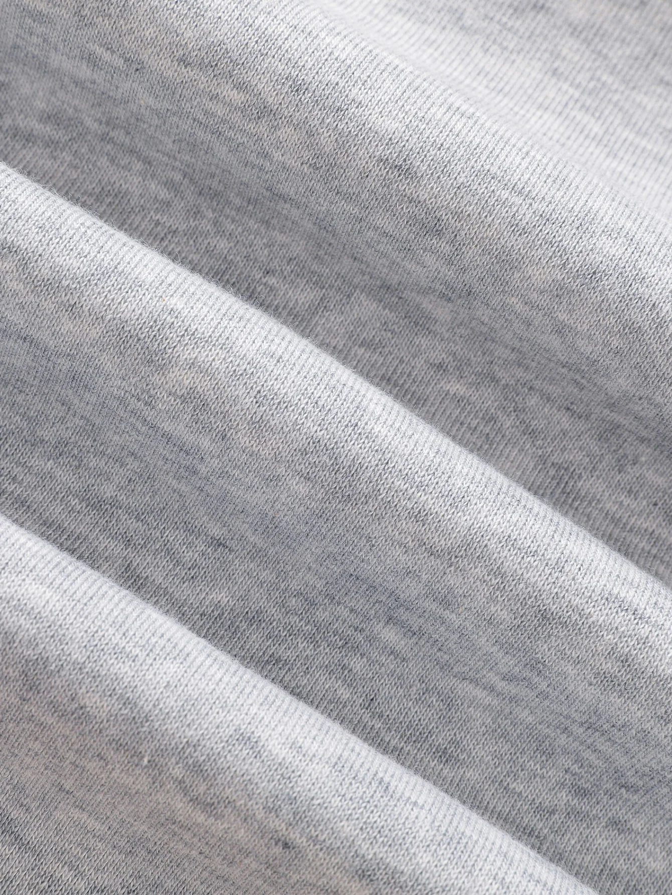 Sweatpants mit geradem Bein, plissierten Biesen und Steppnähten - Image 17