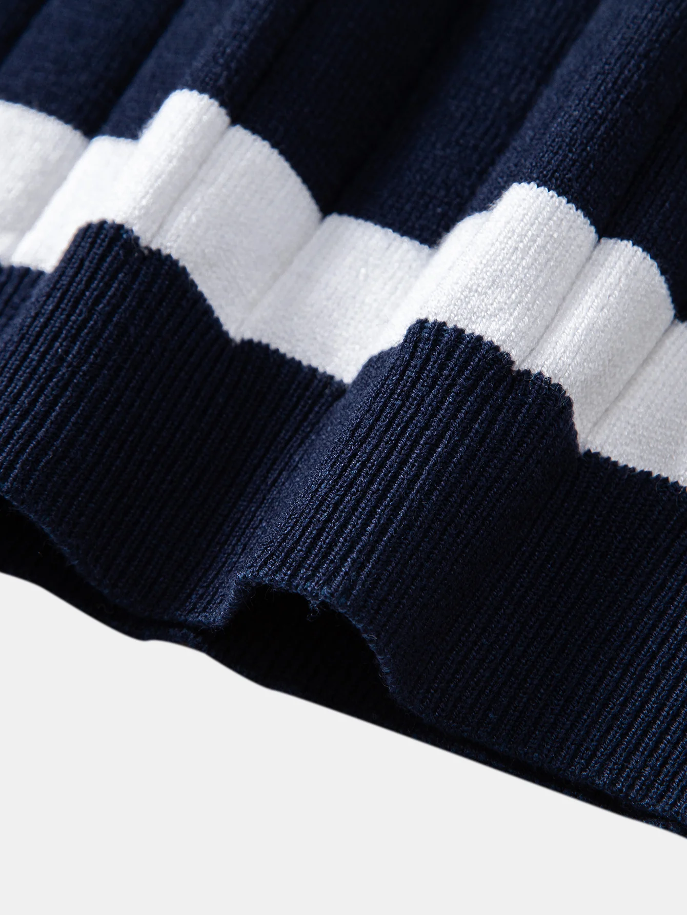 Stripe Rundhals Pullover - Image 6