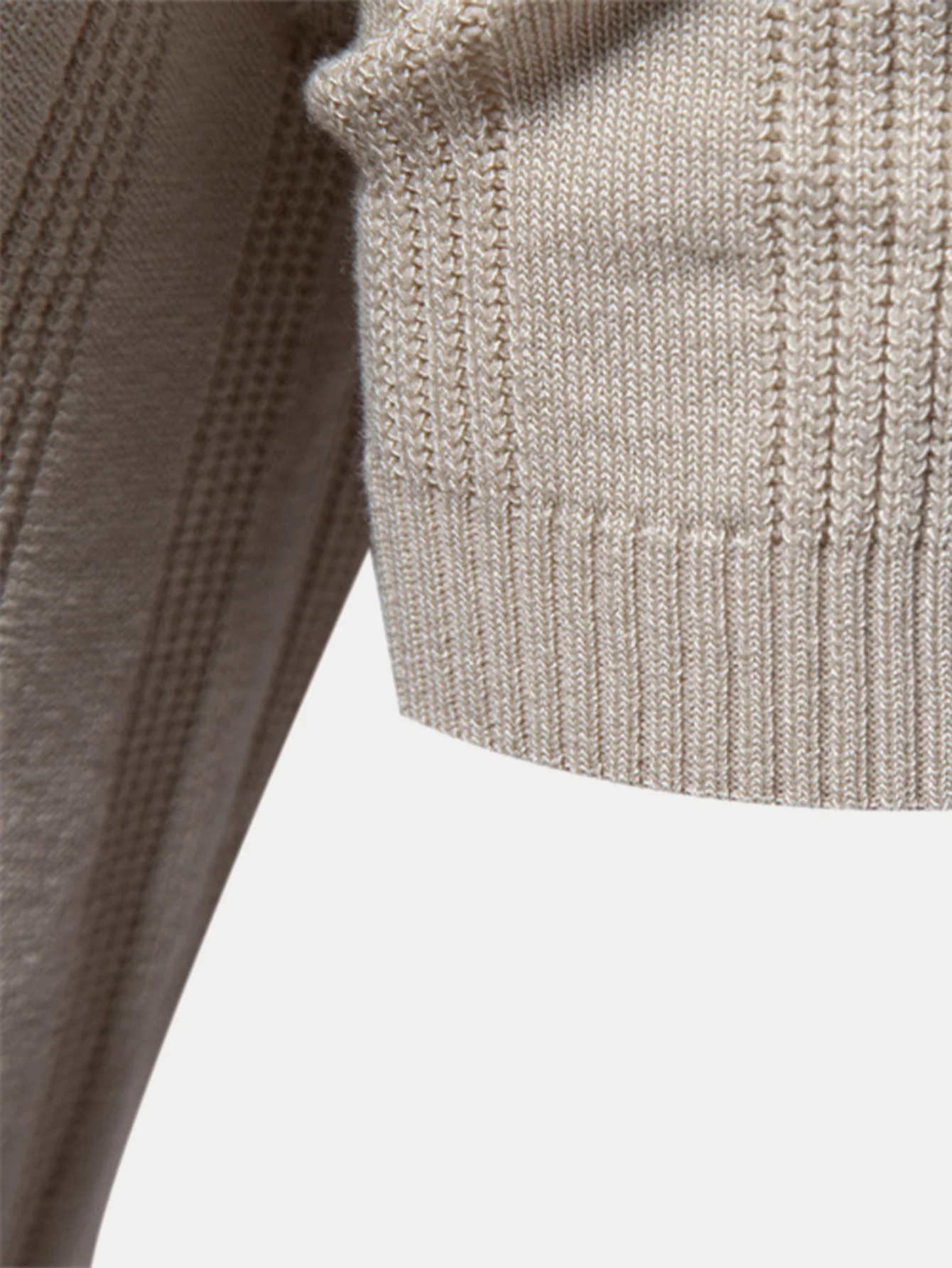 Gestreiftes Strick-Poloshirt - Image 10