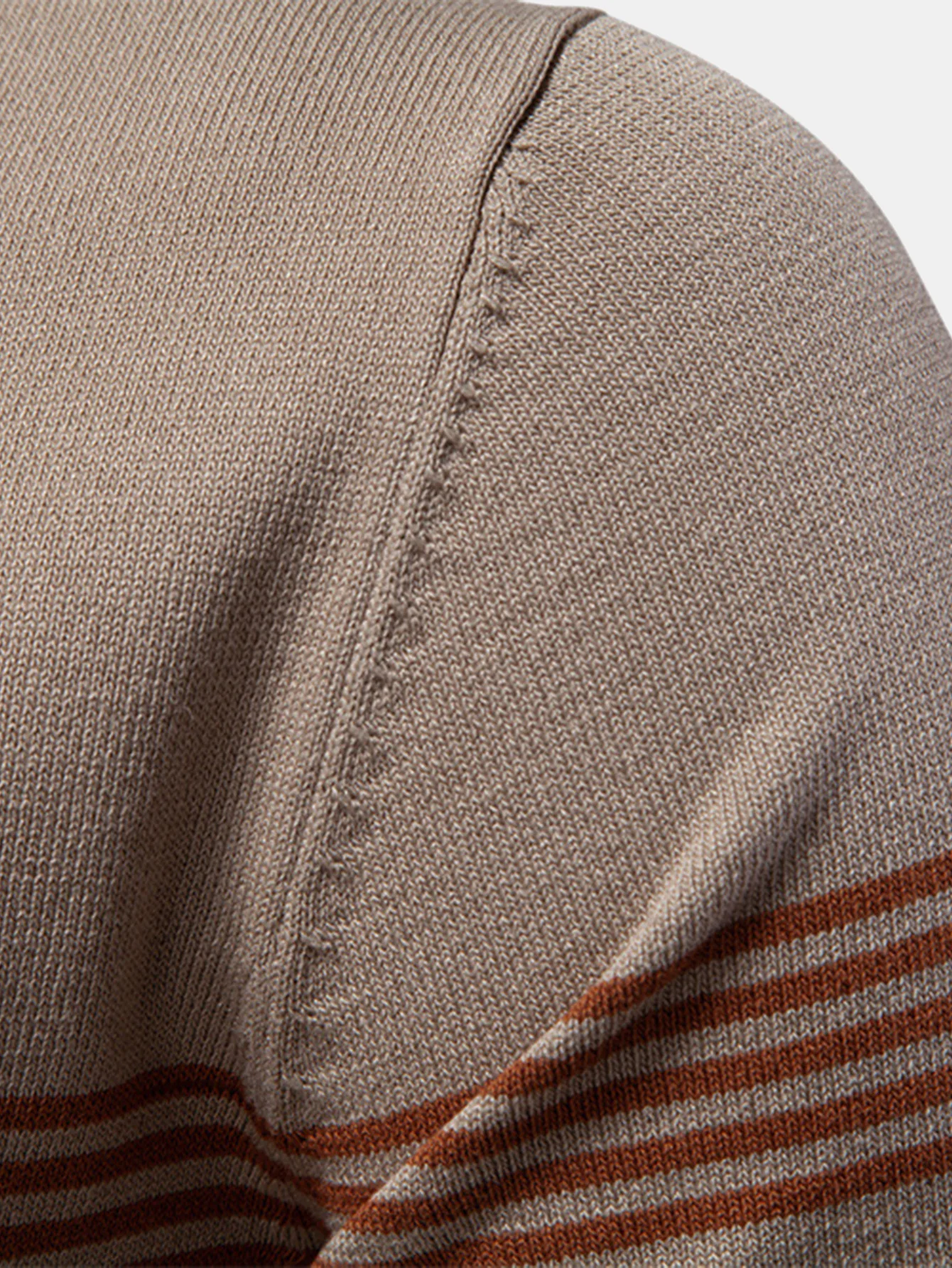 Gestreiftes Strick-Poloshirt mit Reißverschluss - Image 10