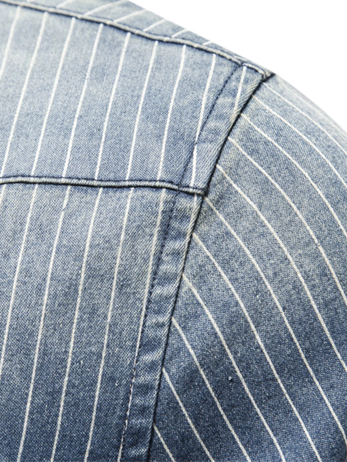 Gestreiftes gewaschenes Jeanshemd mit Taschen - Image 5