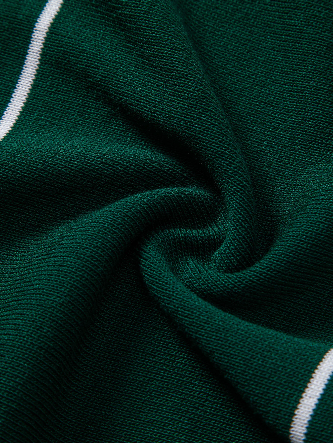 Gestreiftes Strick-Poloshirt mit Reißverschluss - Image 11