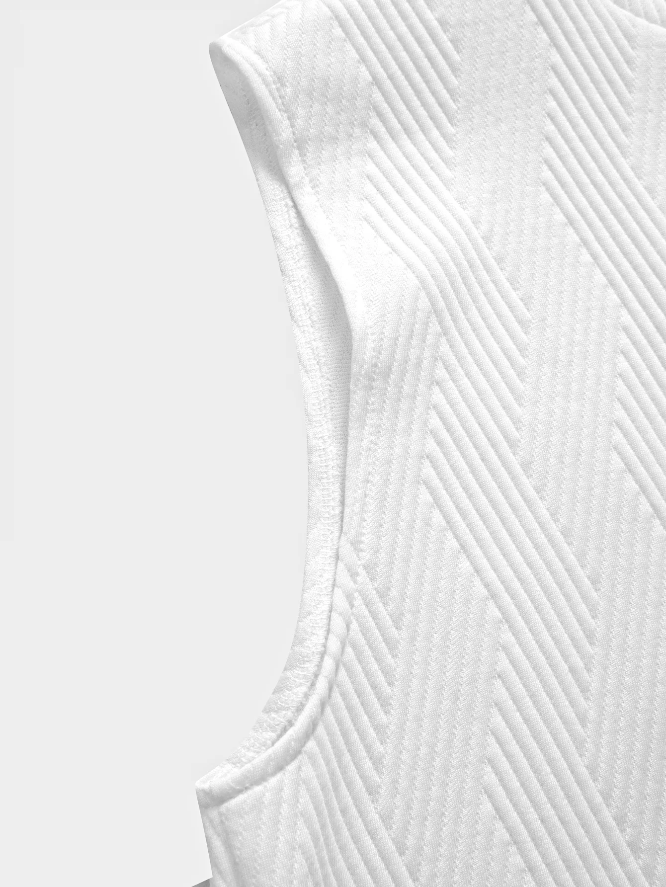 Gestreiftes Jacquard Ärmelloses Kapuzenshirt - Image 11