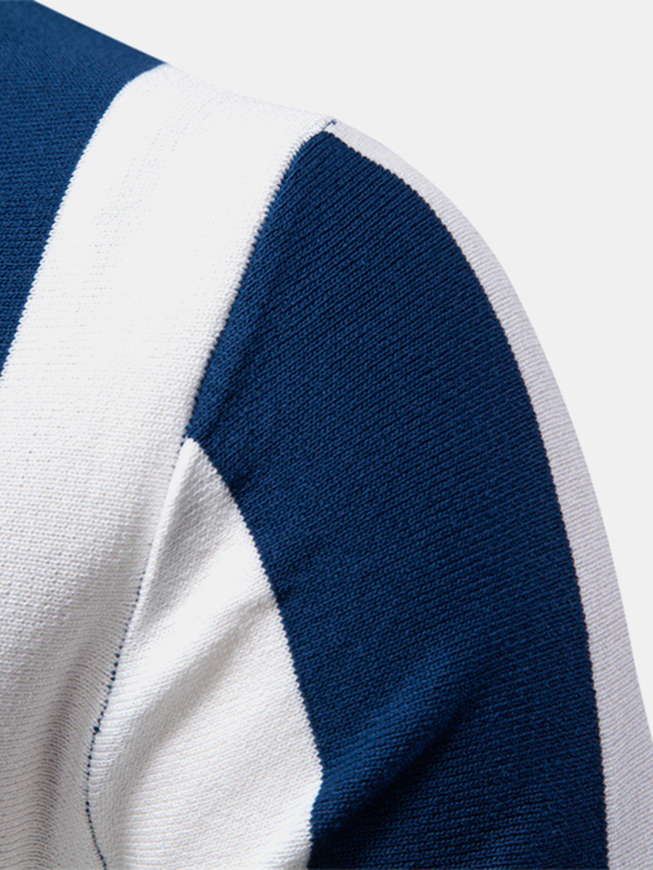 Gestreiftes Strick-Poloshirt mit Reißverschluss - Image 9