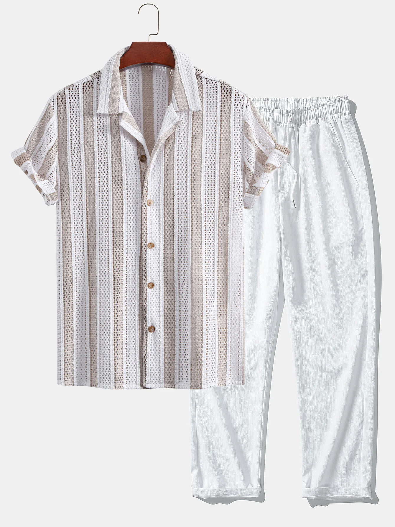 Gestreiftes Mesh-Cuban-Shirt & knittertexturierte gerade Beinform-Hosen - Image 2