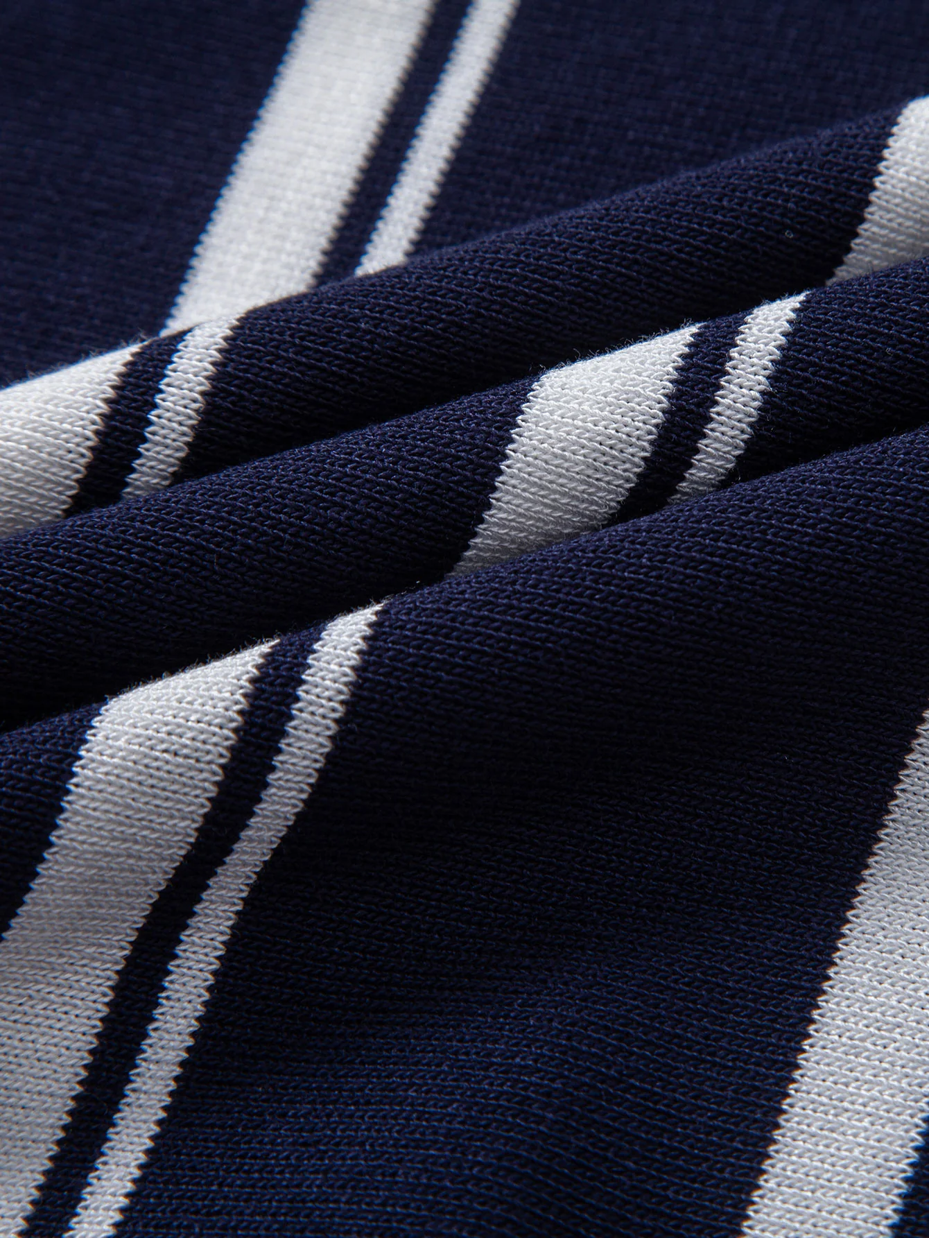 Gestreiftes Strick-Poloshirt mit Reißverschluss - Image 10