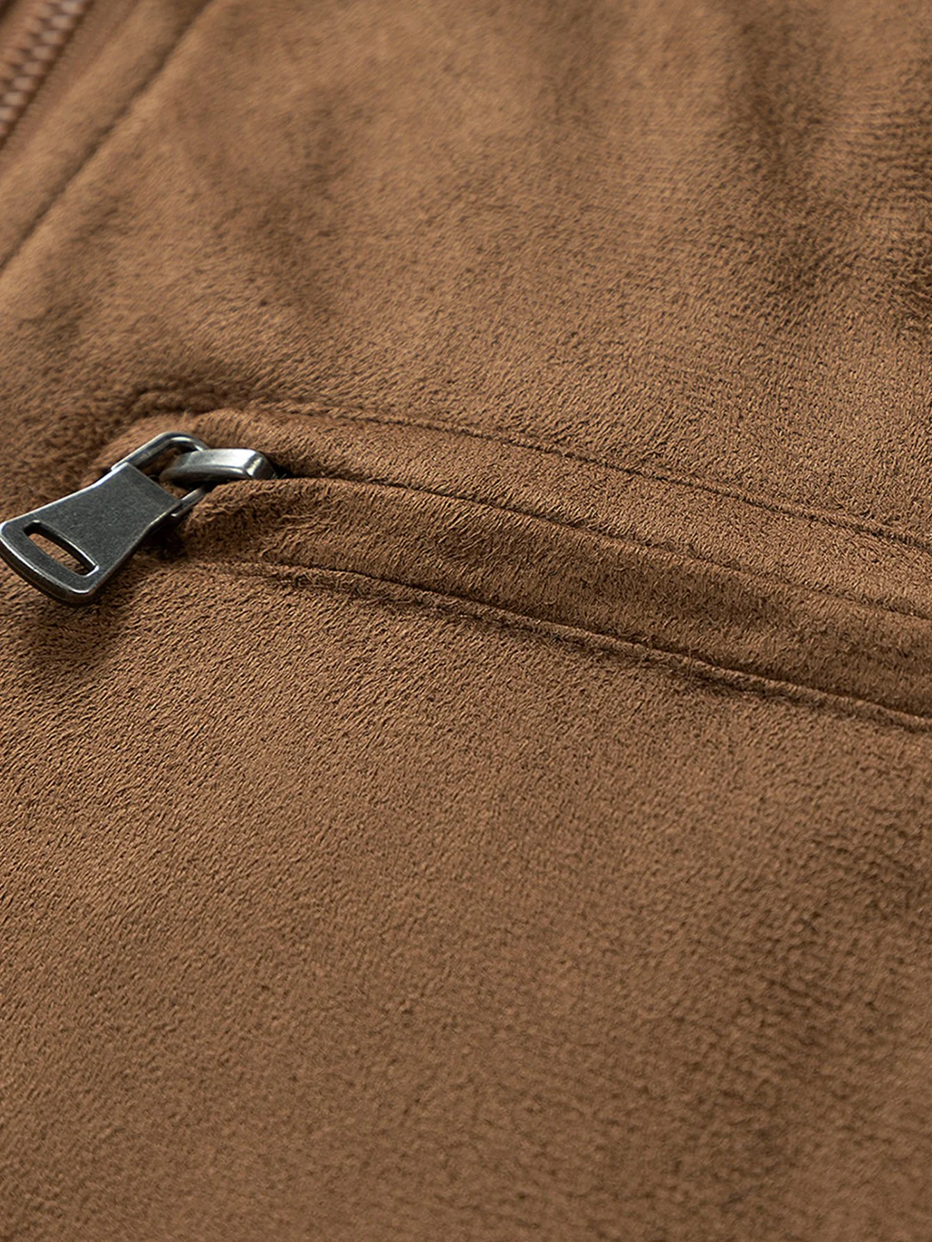 Wildleder-Bomberjacke mit gestepptem Futter - Image 11