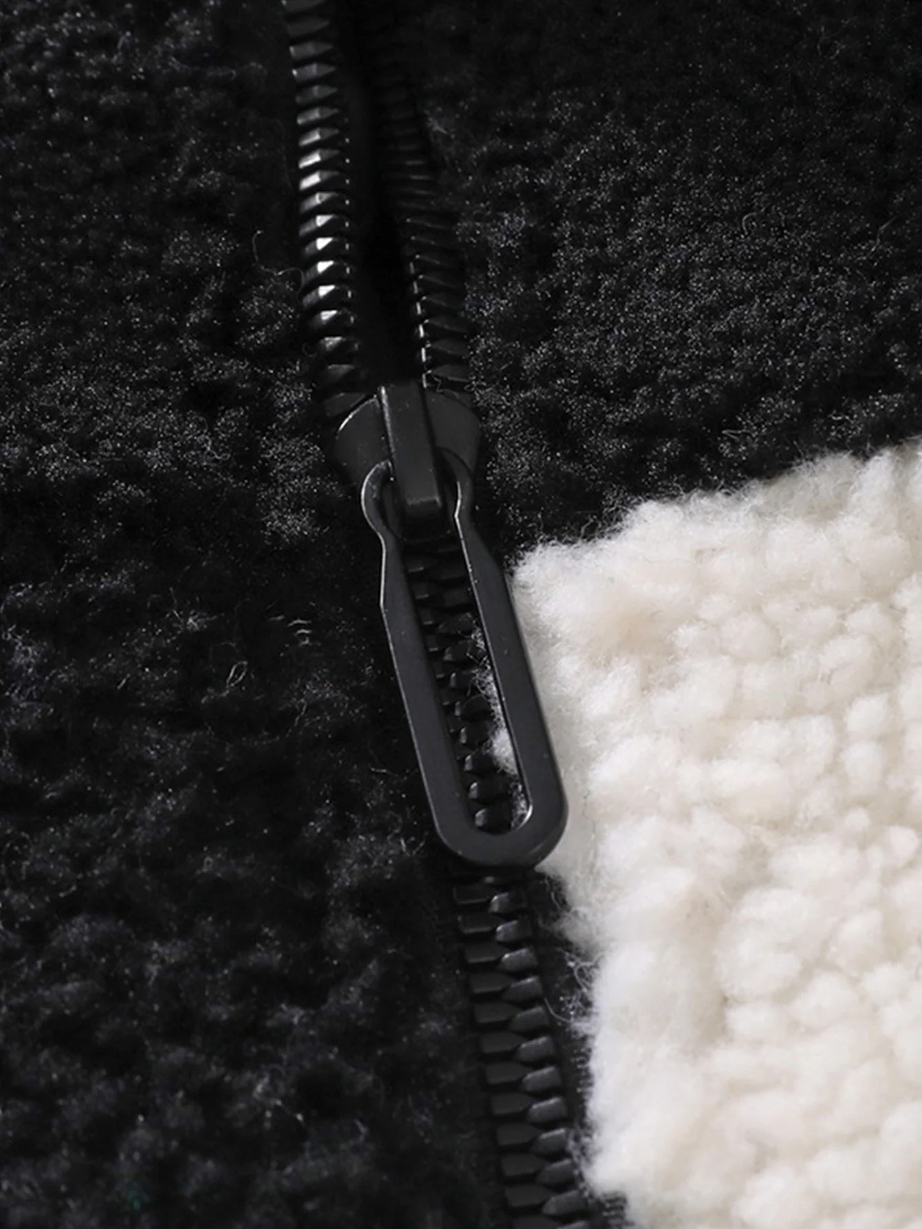 Teddy-Fleece-Karo-Stehkragenjacke - Image 10
