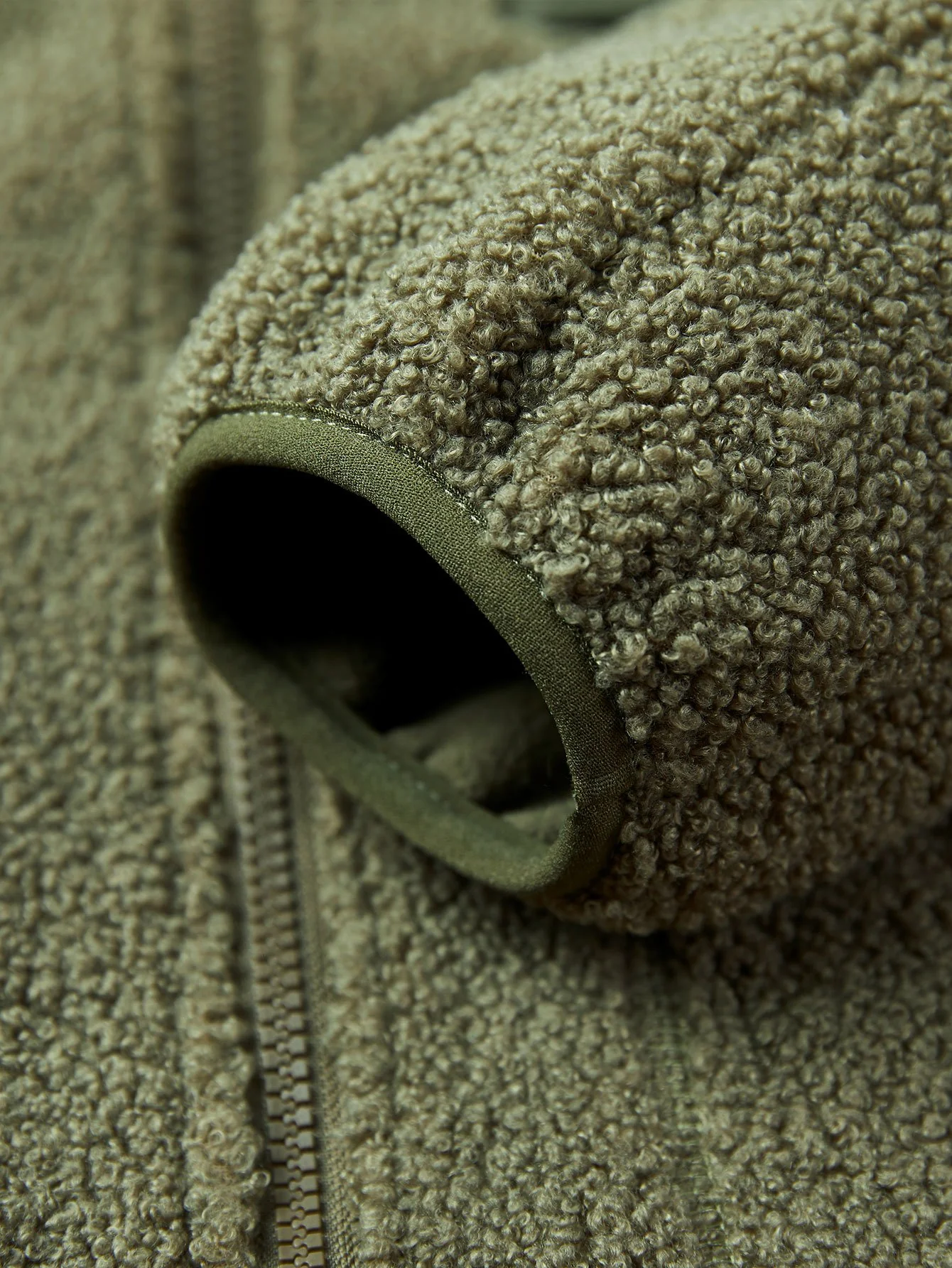 Teddy-Fleece-Zip-Up-Mantel - Image 9