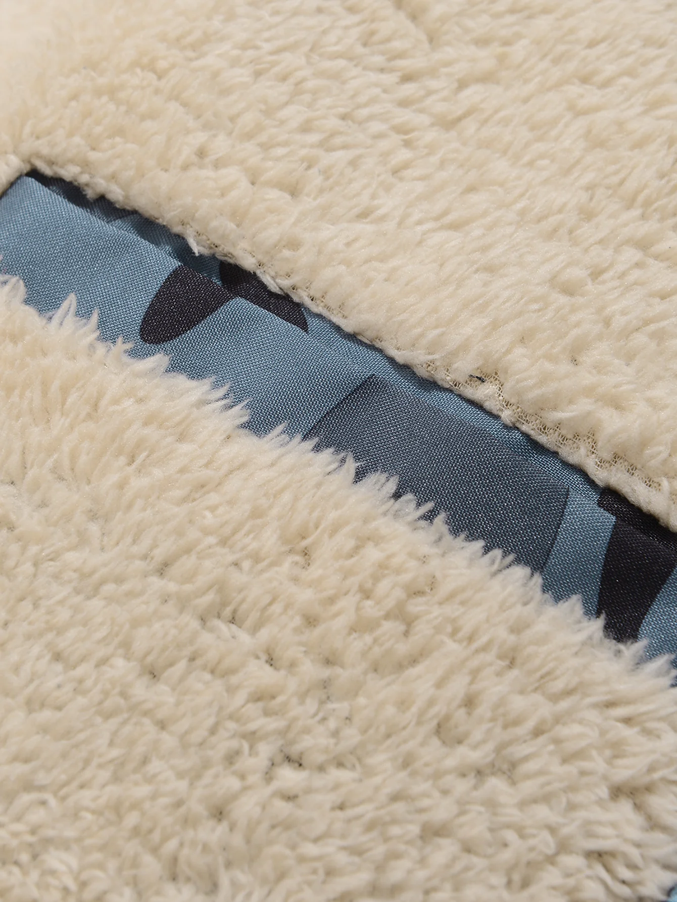 Teddy gefütterte Camouflage Reißverschlussjacke - Image 11