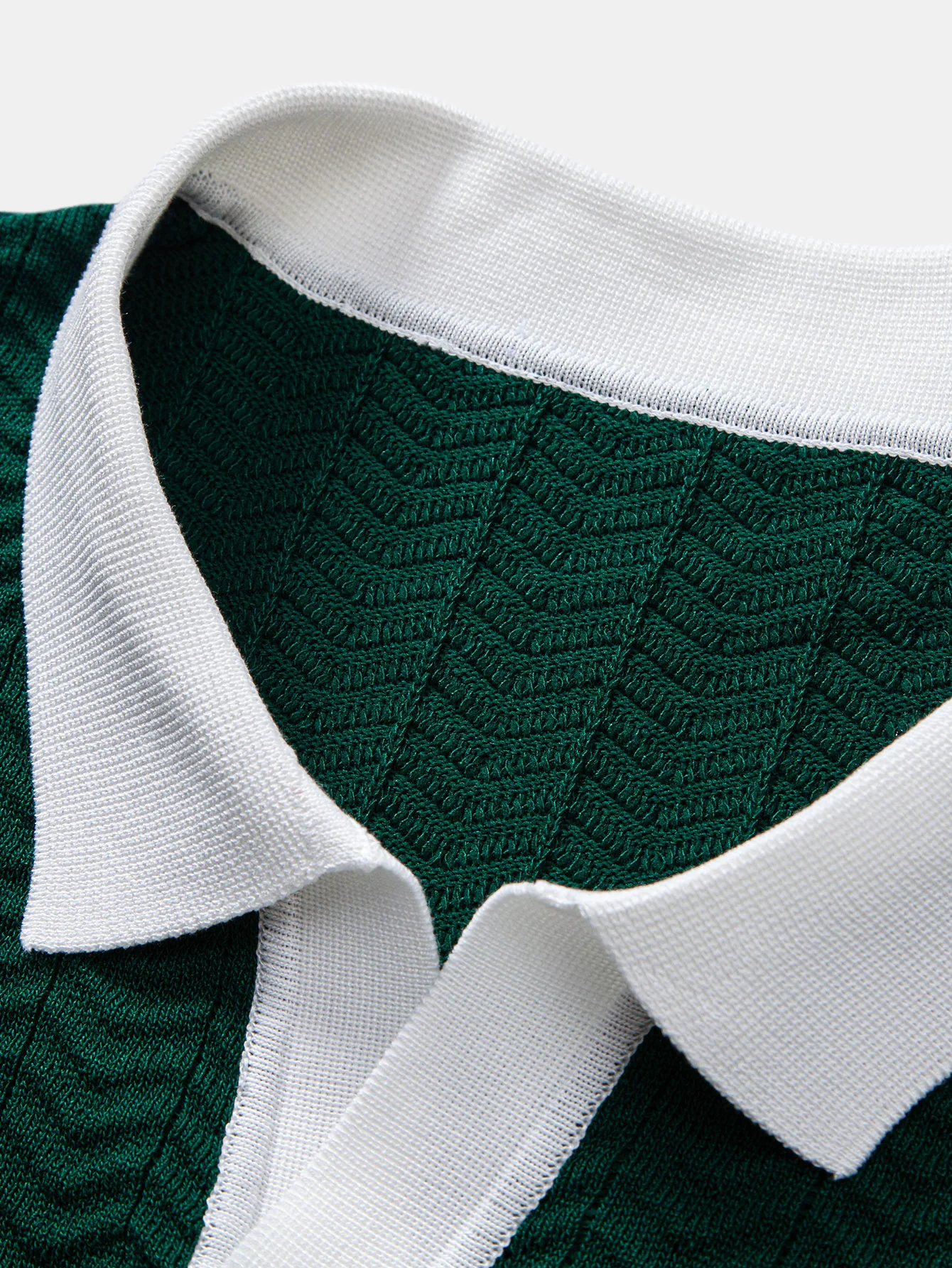 Strukturkontrast Strick V-Ausschnitt Poloshirts & Baumwoll Chino Shorts - Image 17